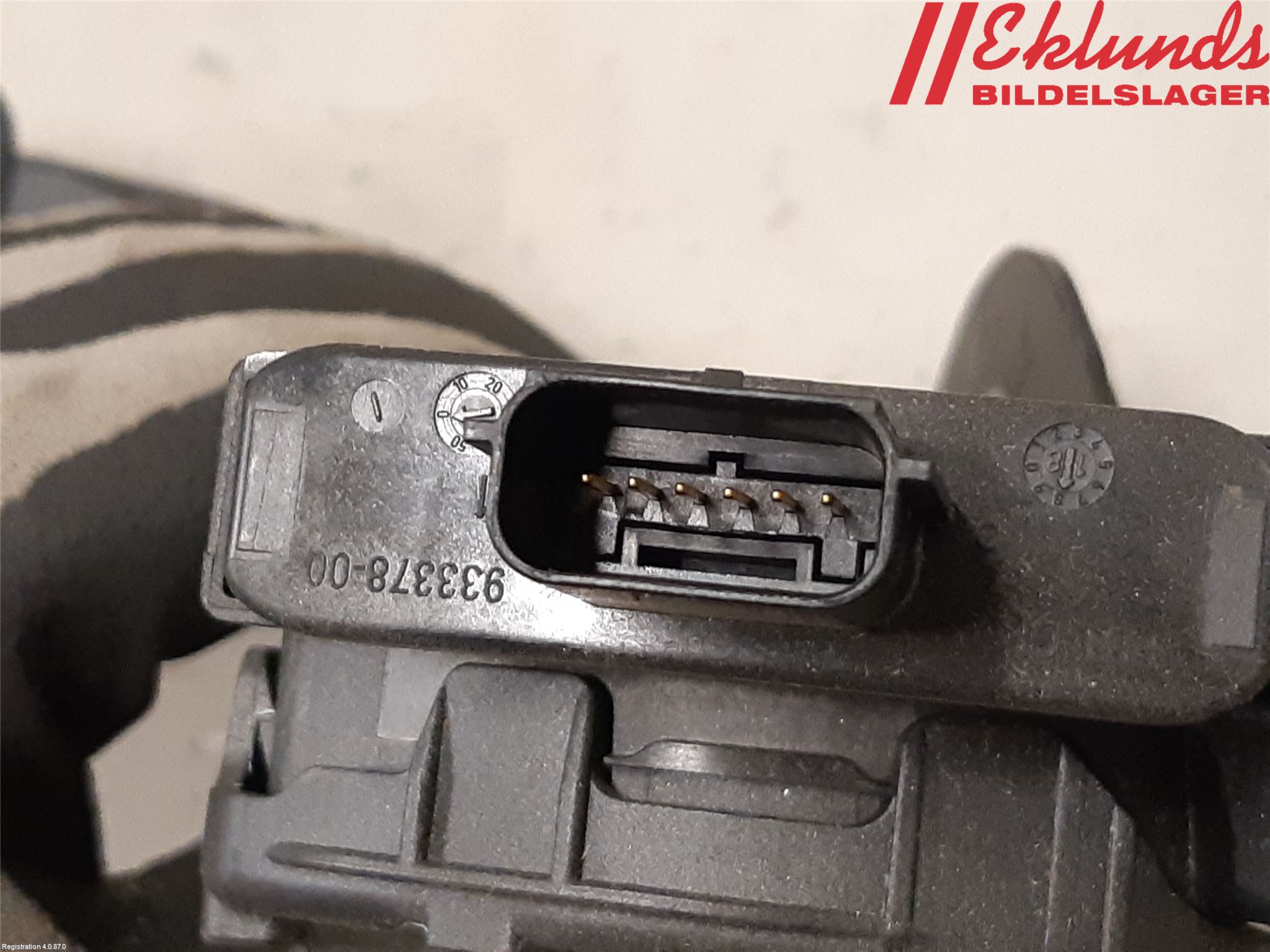 Tesla MODEL S 13- Gaspedal