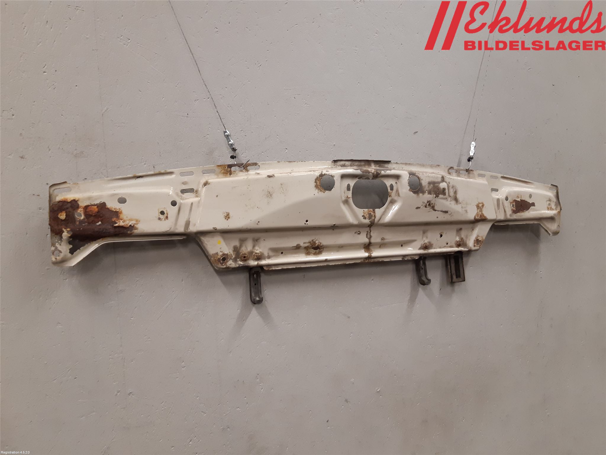 Volvo 240 88-93 Frontplåt