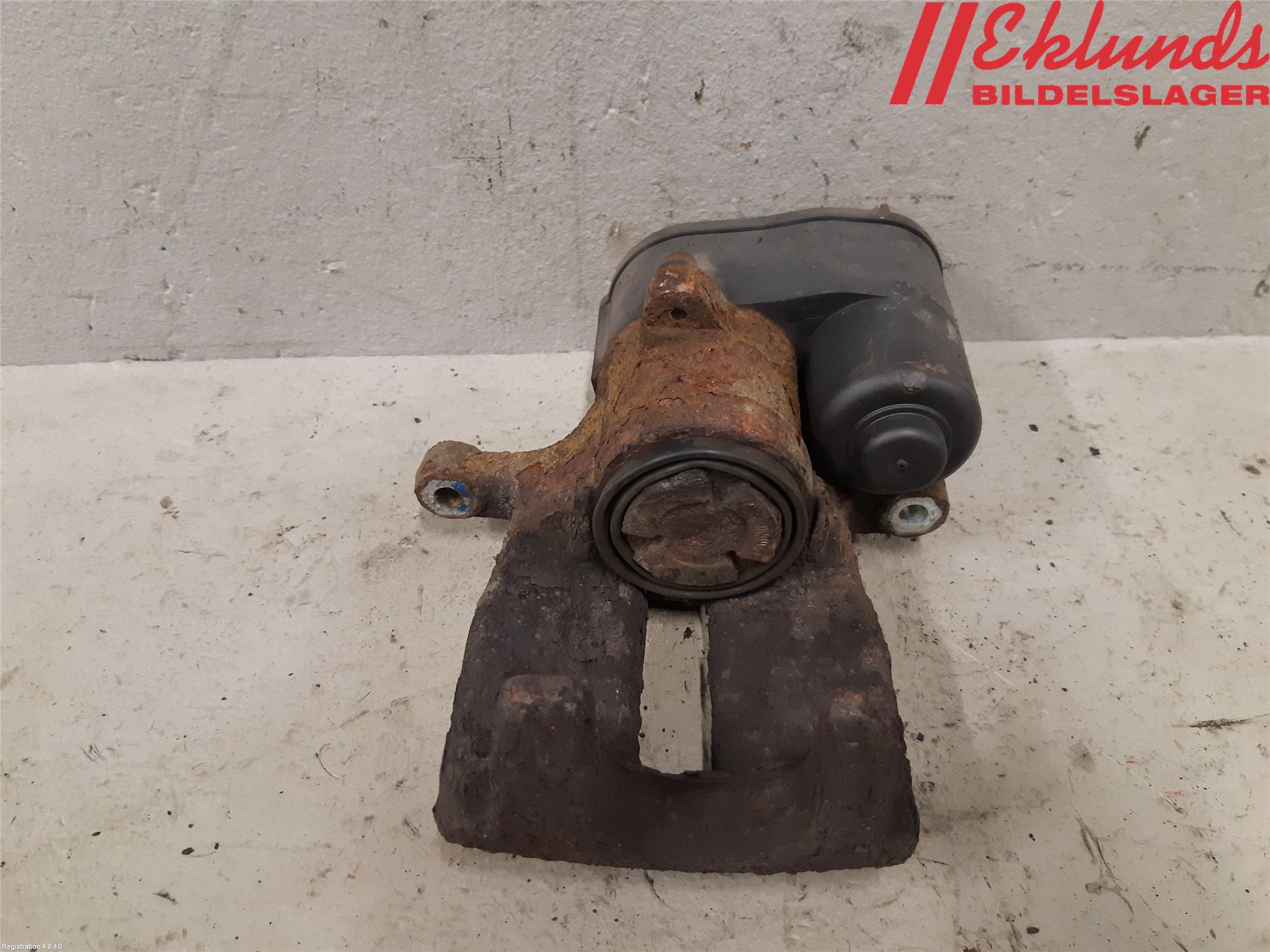 Volvo V70 14-16 Bromsok Bak Vänster