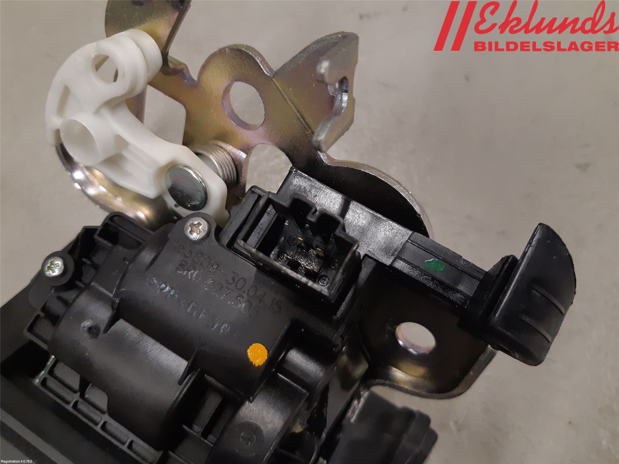 Audi A6 ALLROAD 12-18 Låskista Baklucka