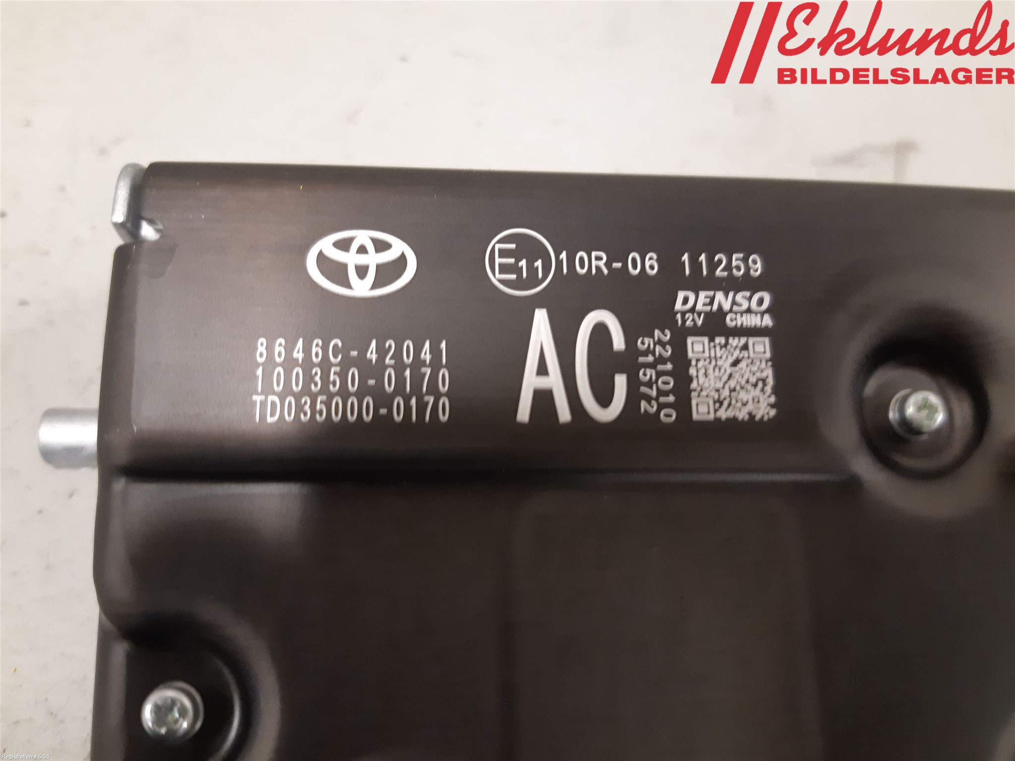 Toyota bZ4X EA10 22- Parkeringshjälp Kamera