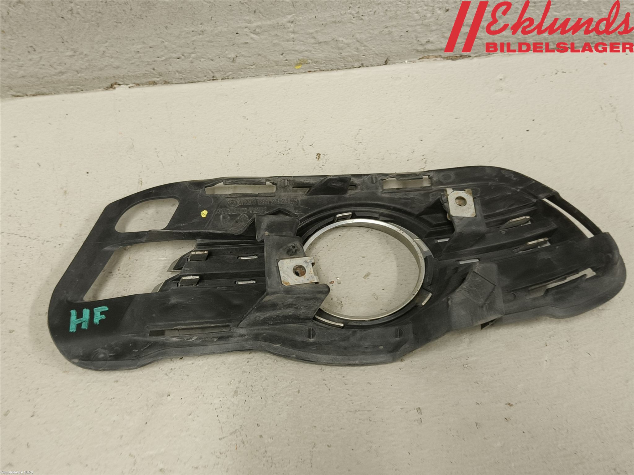 Mercedes-Benz MB C-KLASS (W204) 07-15 Dimljussarg Fram