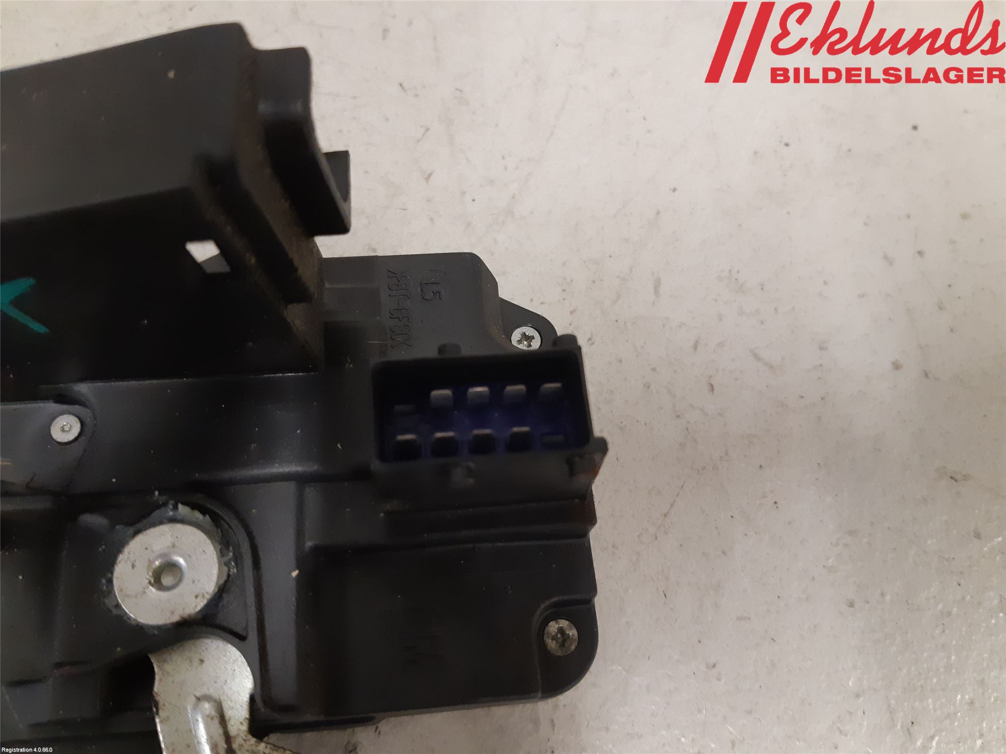 Opel VIVARO 01-14 Låskista-Dörrlås