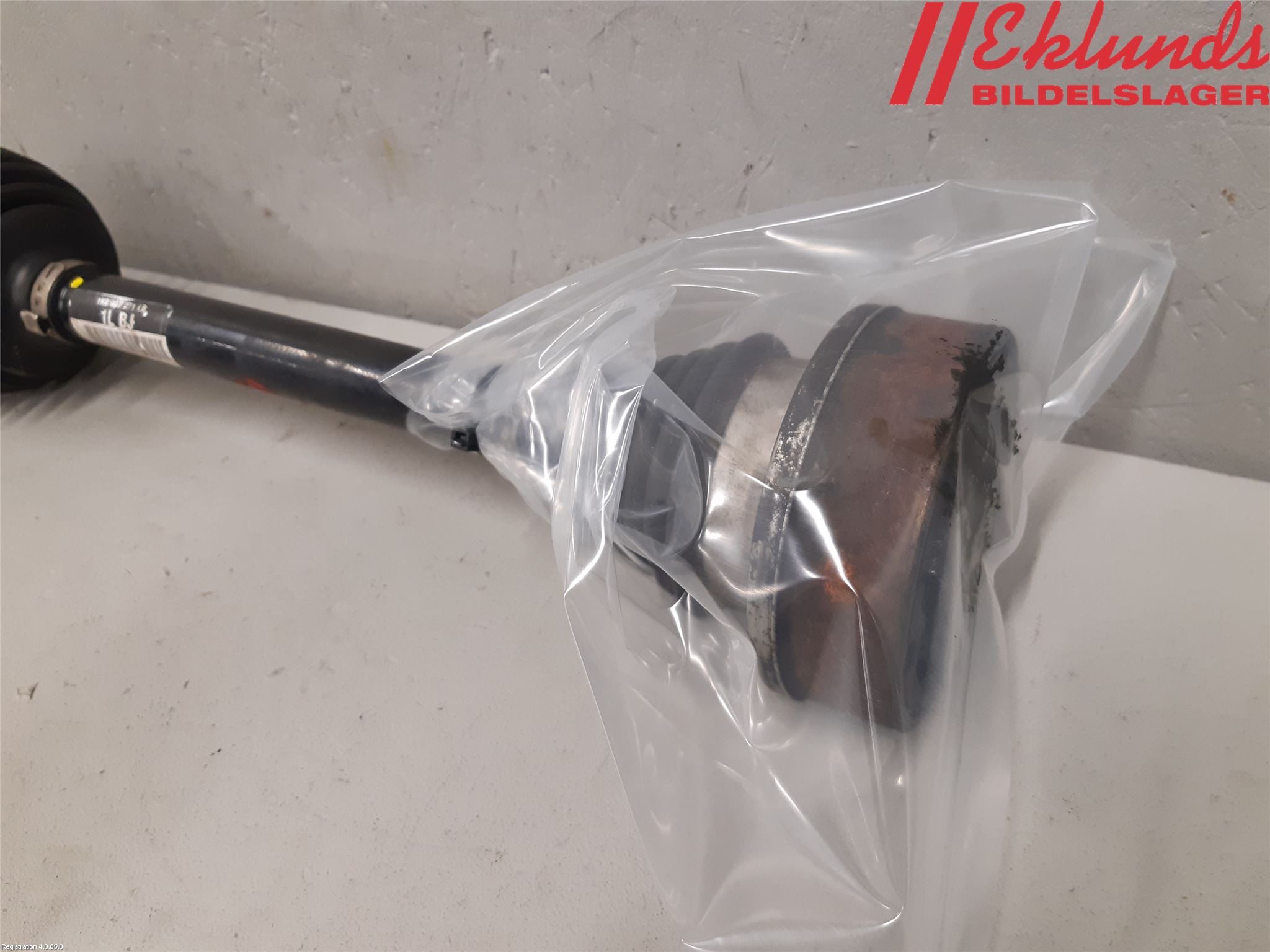 Audi A3/S3 8V 13-20 Drivaxel Fram Vänster