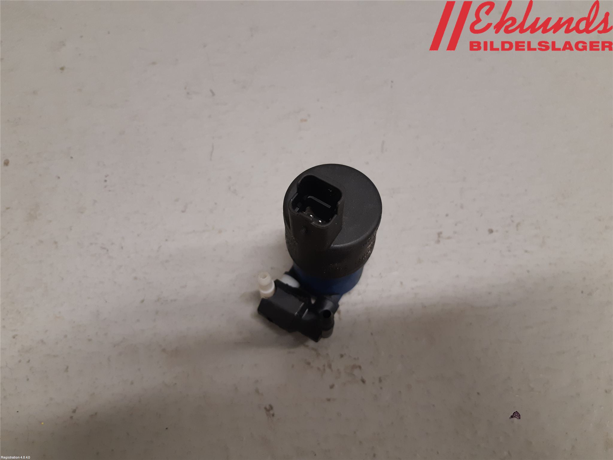 Renault CLIO III  09-12 Spolarpump Vindruta