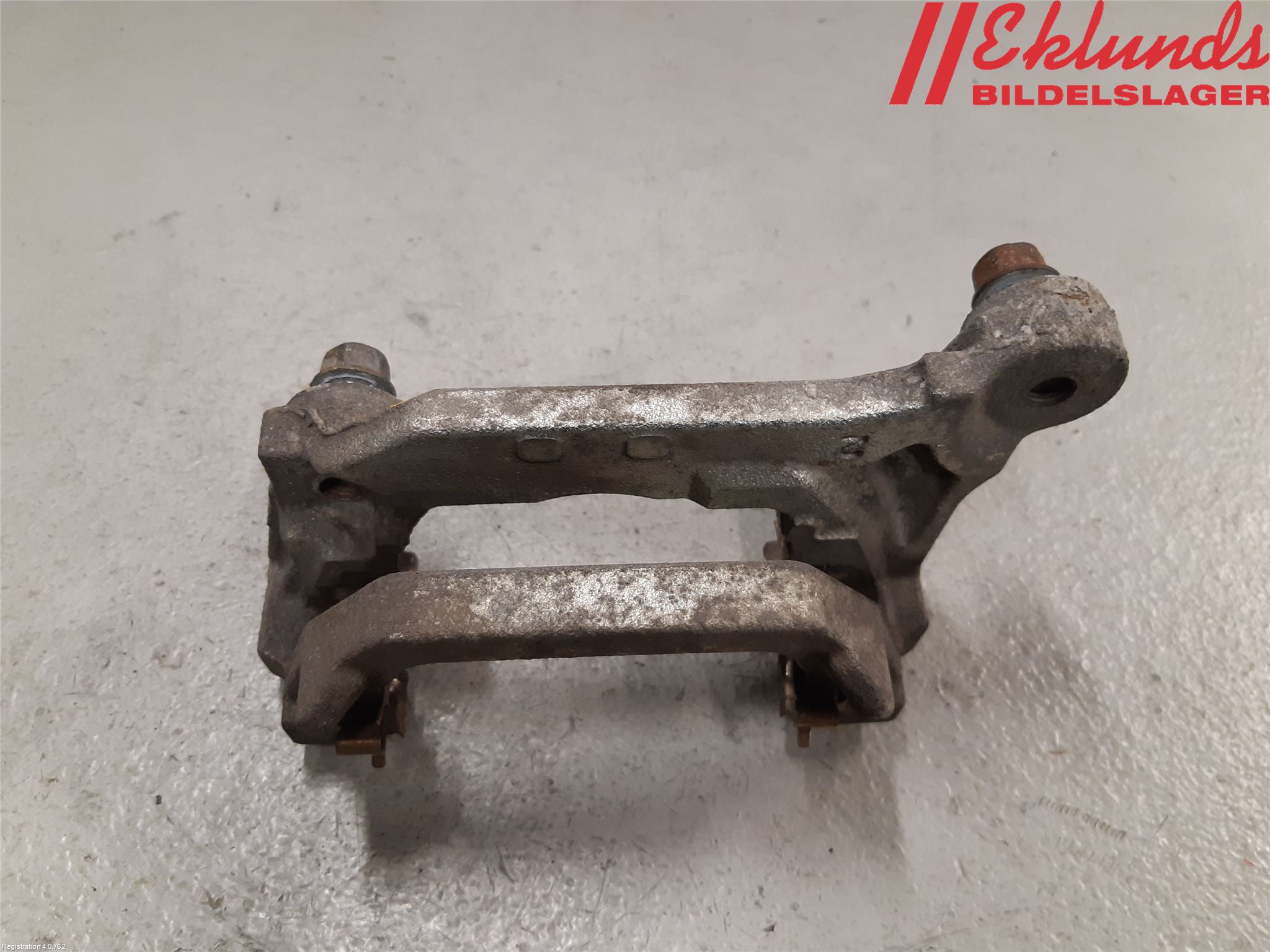 Mitsubishi OUTLANDER 13-21 Bromsokshållare