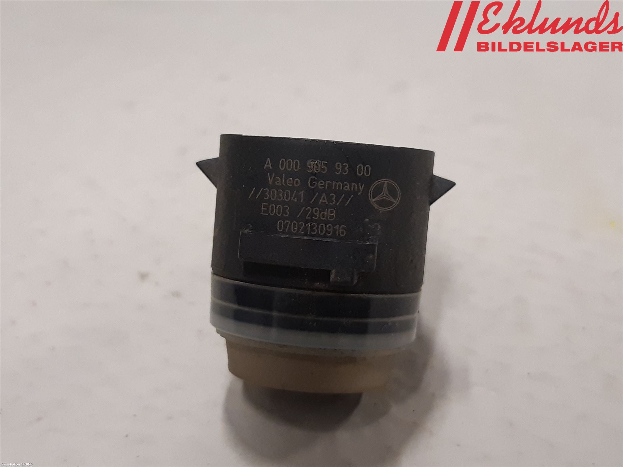 Mercedes-Benz MB E-KLASS (W212) 09-16 Parkeringshjälp Frontsensor