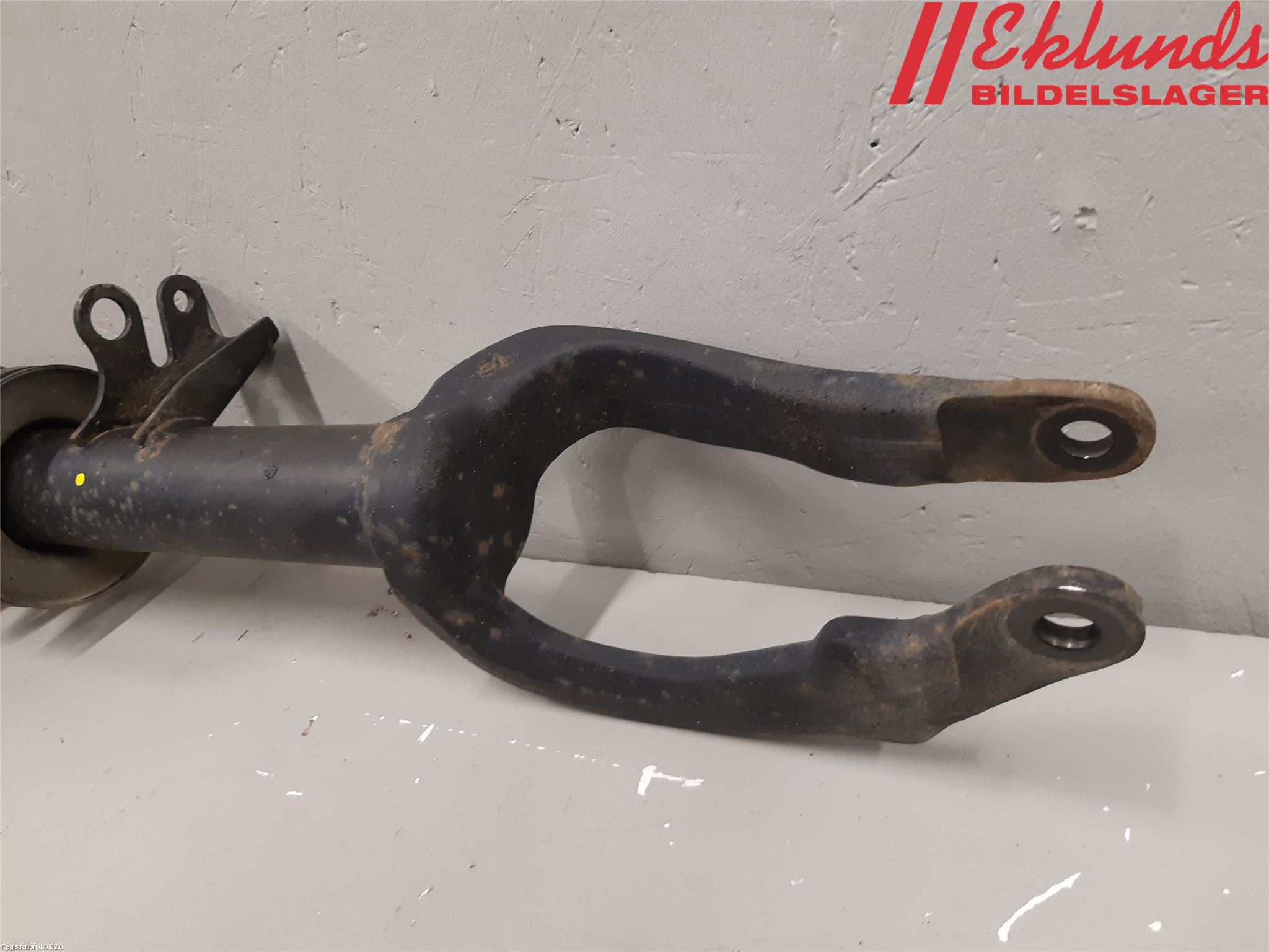 BMW 5 F10/F11/F18 09-17 Fjäderben Fram Höger