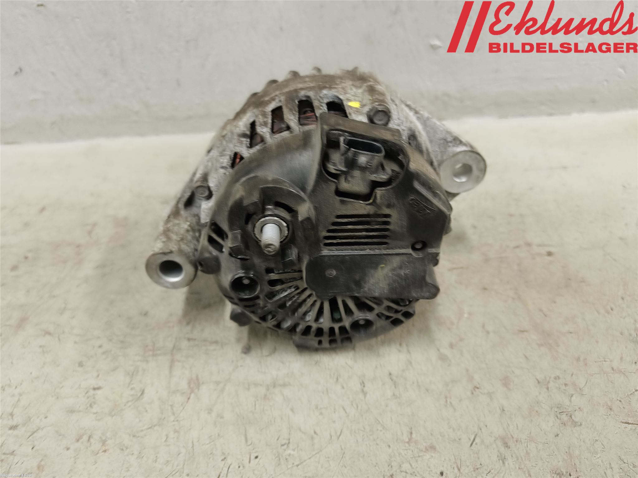 Opel INSIGNIA 09-16 Generator