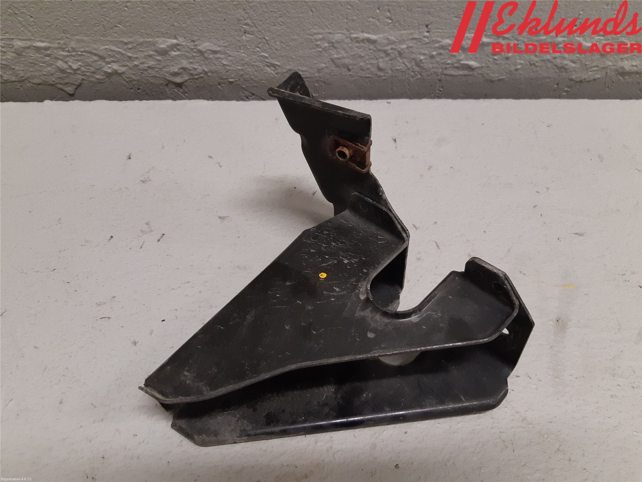 BMW 3 E90/91 SED/TOU 05-12 Huvlås