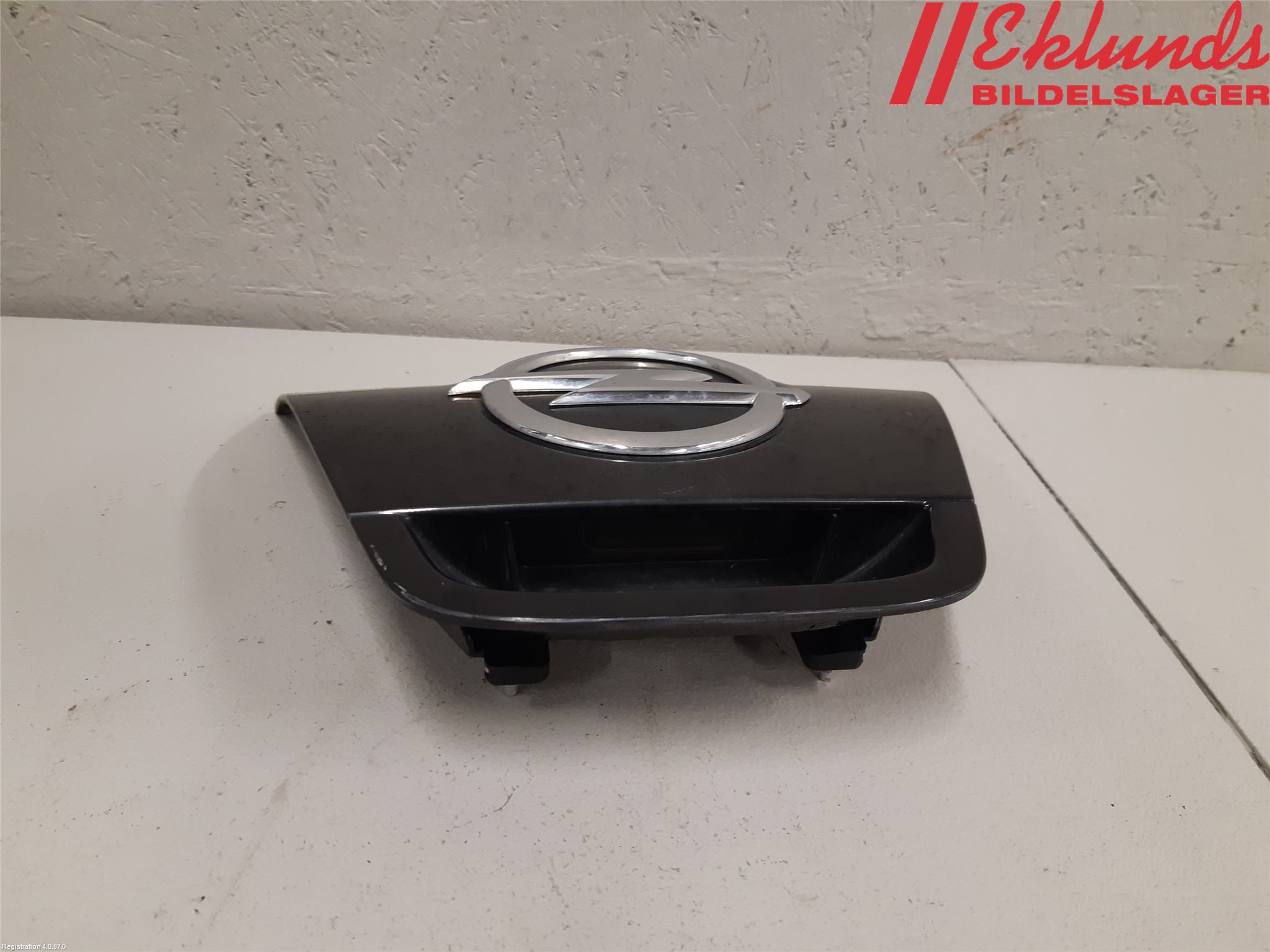 Opel ASTRA J 10-15 Bakluckehandtag