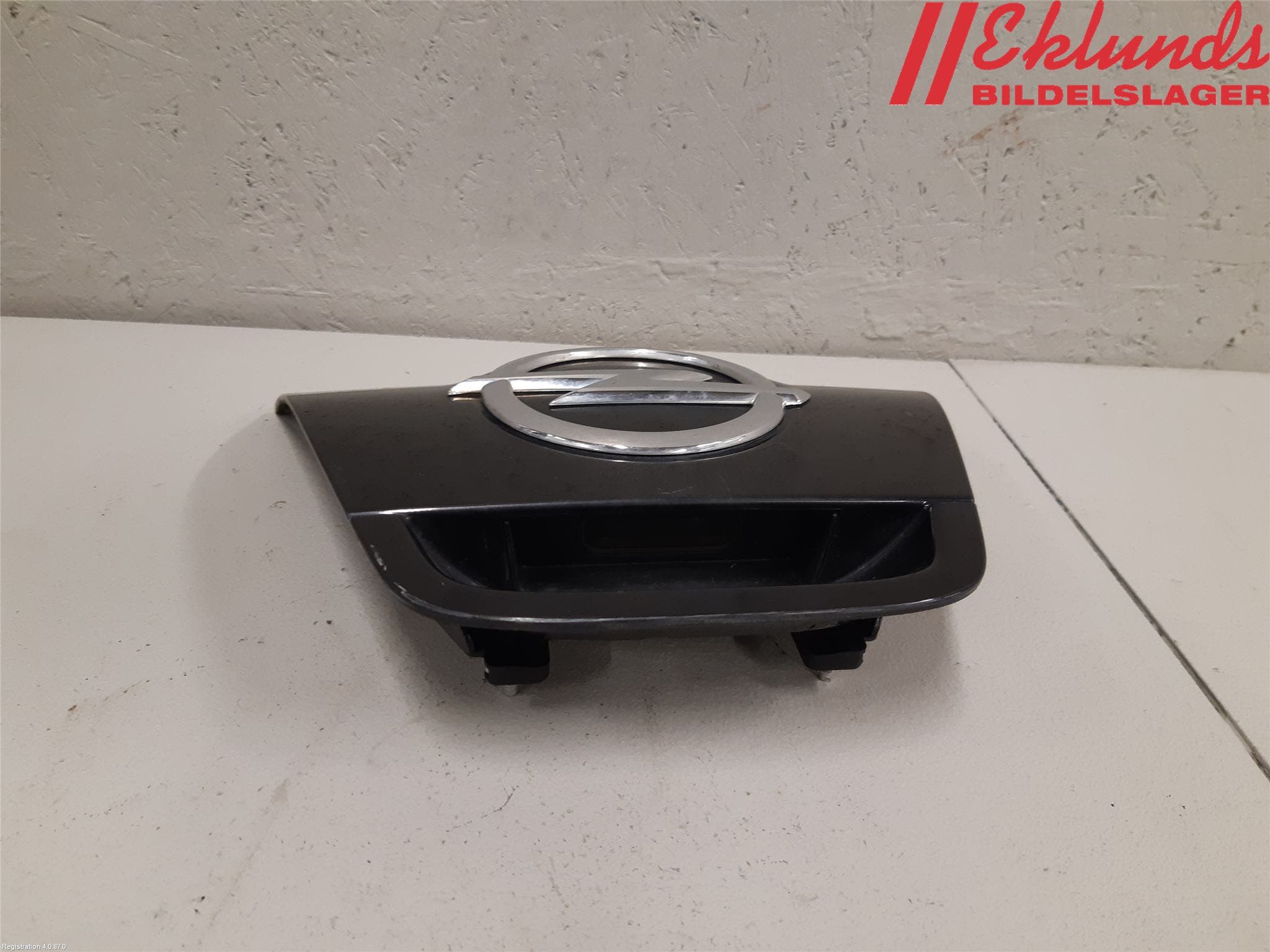 Opel ASTRA J 10-15 Bakluckehandtag