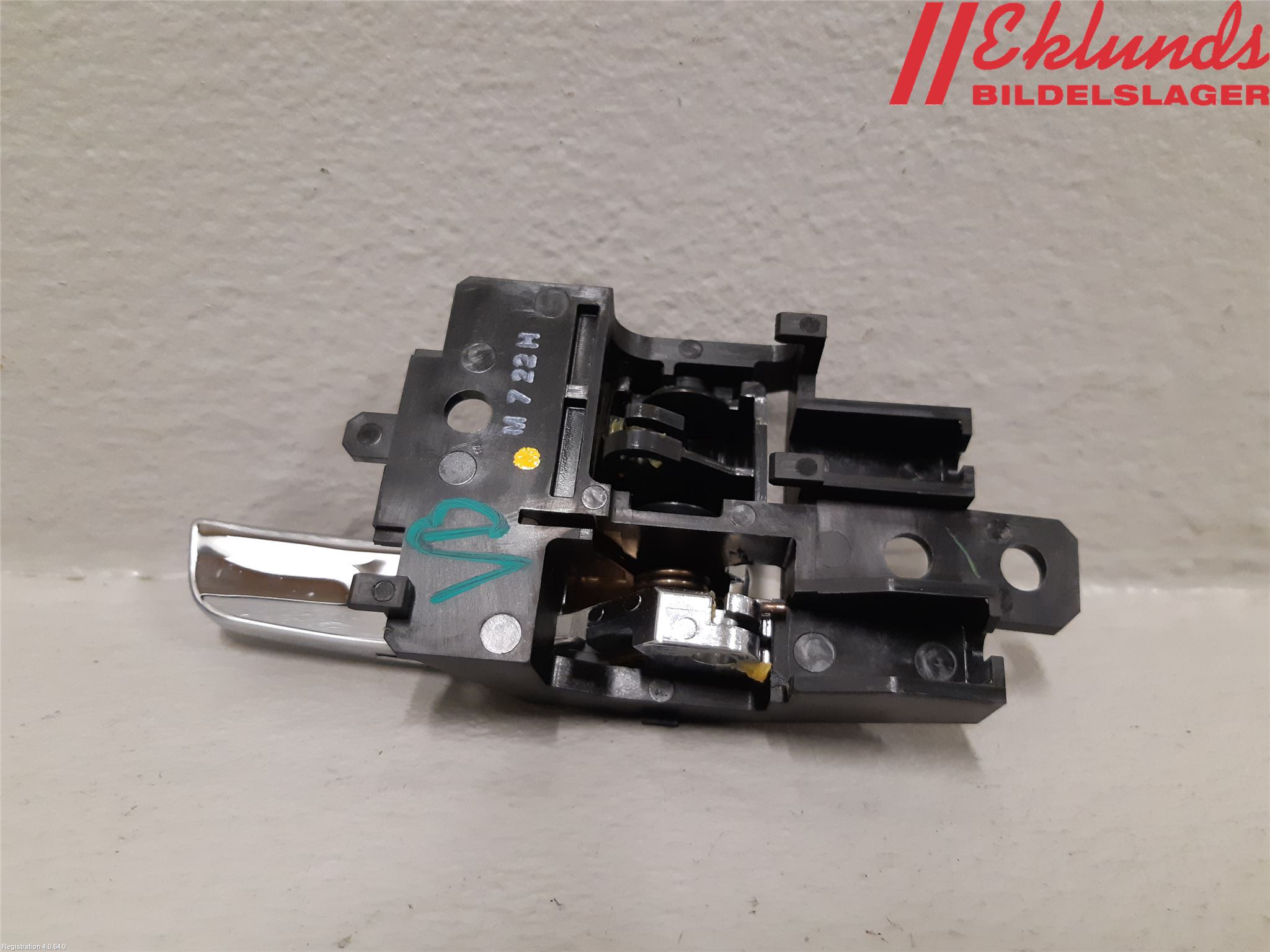 Mitsubishi OUTLANDER 13-21 Dörrhandtag Inre Vä