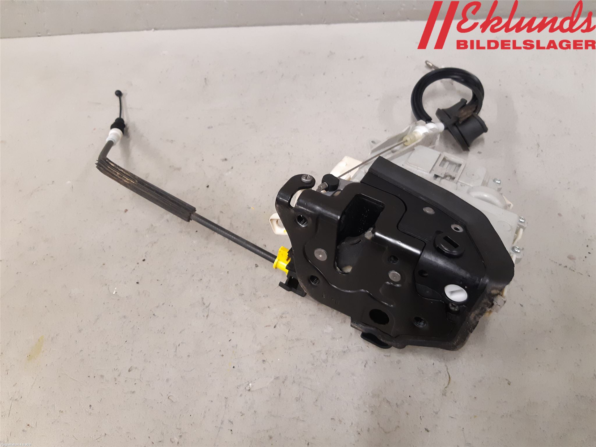 Audi A4 12-15 Låskista-Dörrlås