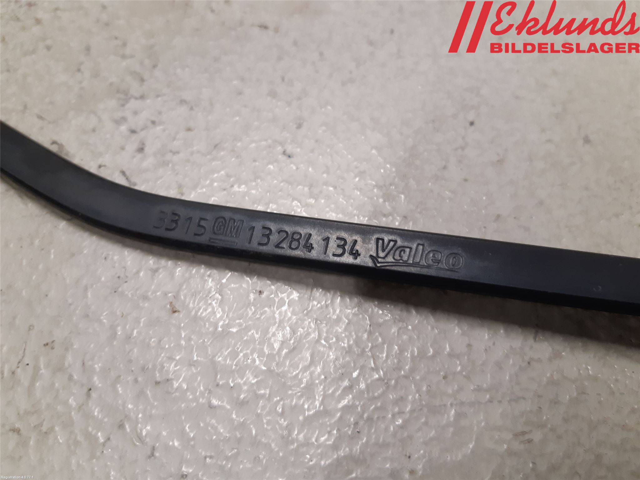 Opel CORSA E 15-19 Torkararm Armar Vindruta