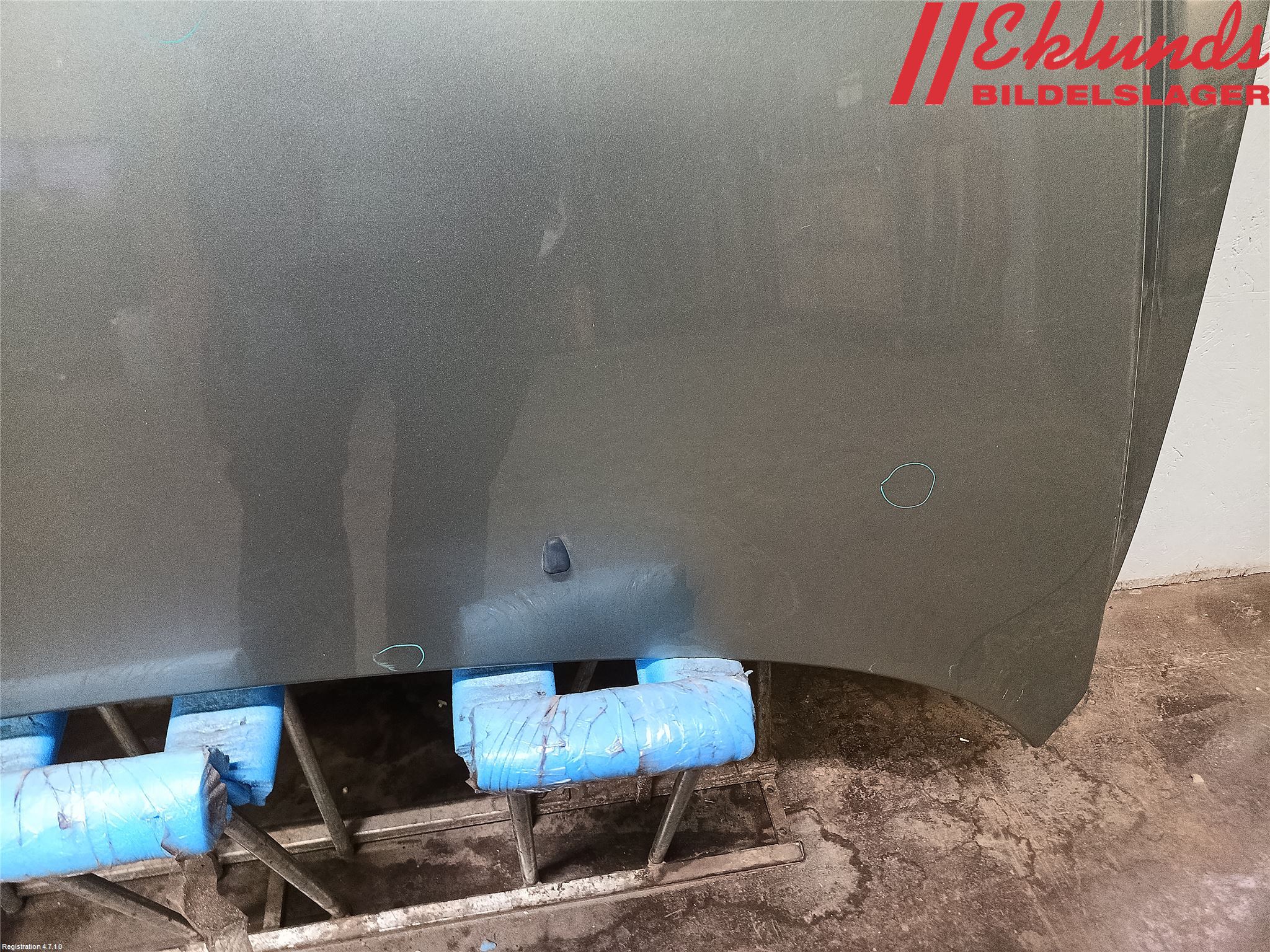 Volvo V70 05-08 Huv Fram