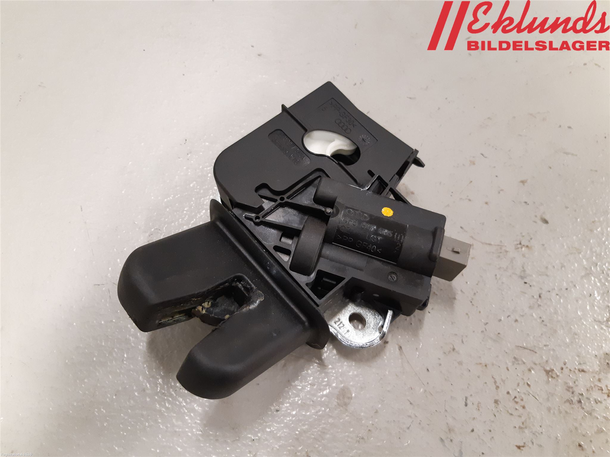 Audi A4/S4 08-11 Låskista Baklucka