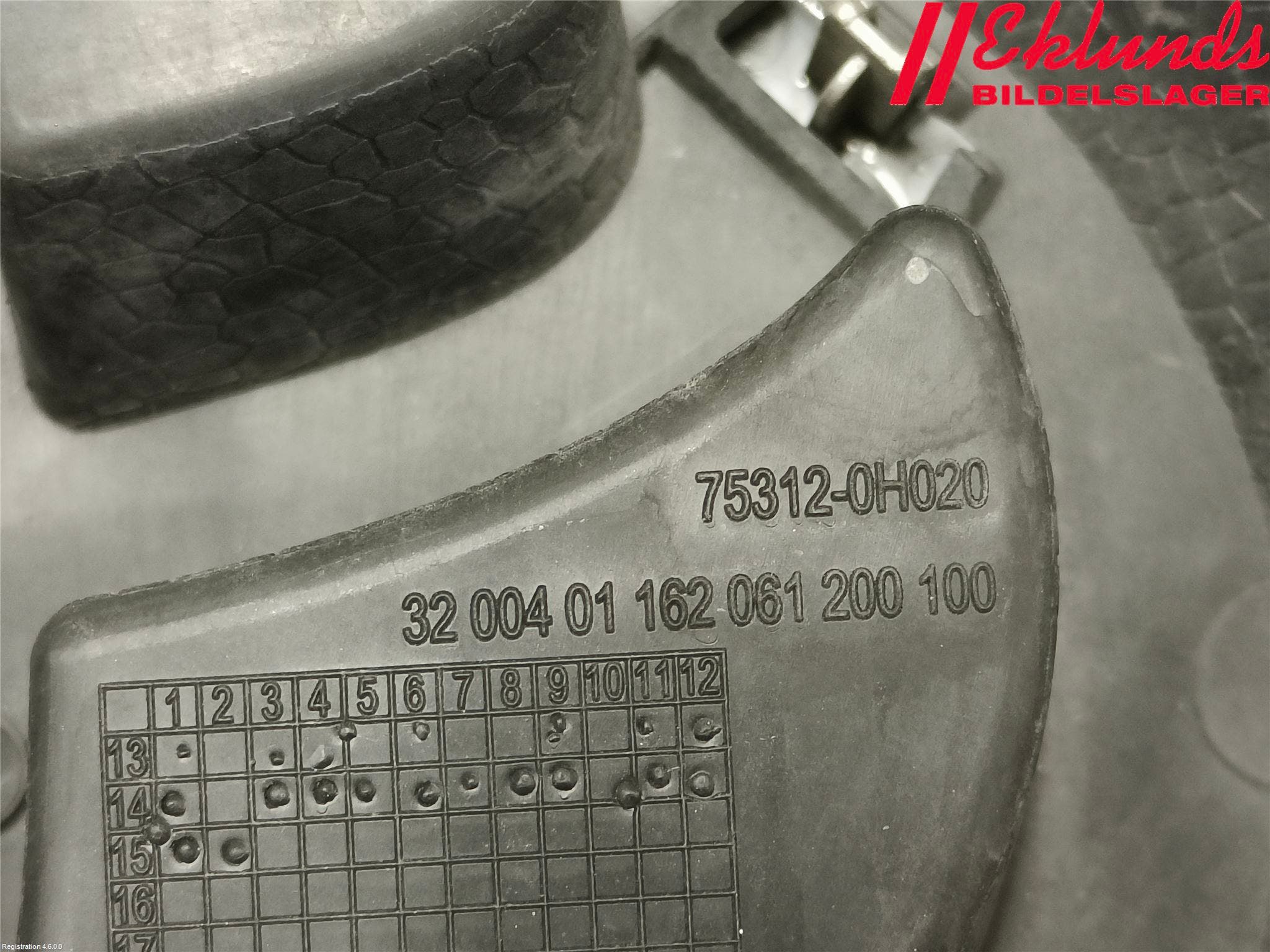 Toyota AYGO 15-21 Emblem