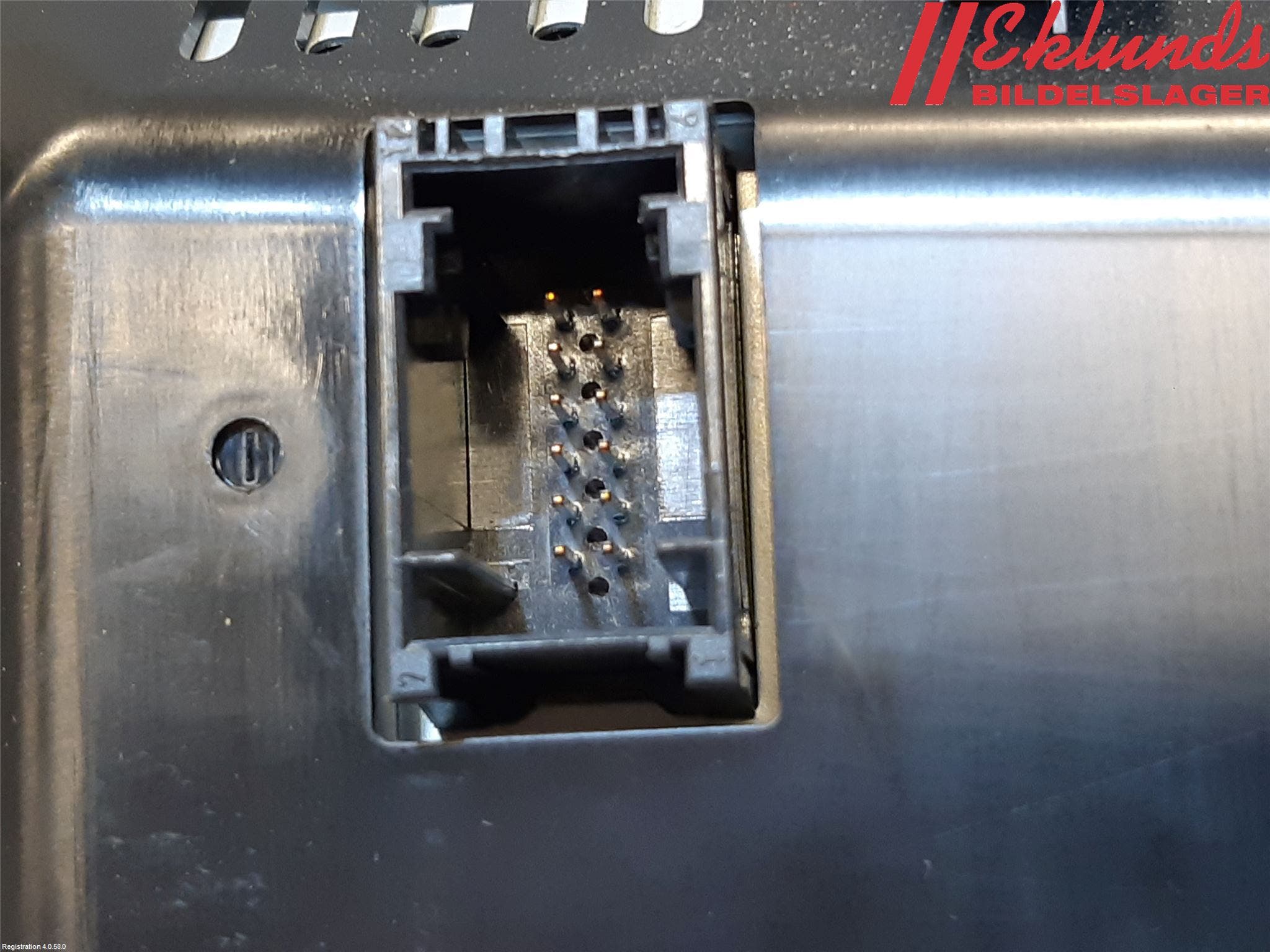 BMW 3 E90/91 SED/TOU 05-12 Bildskärm