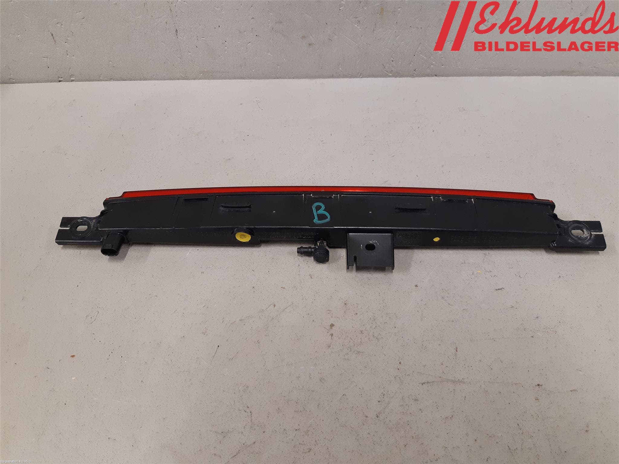 BMW X1 F48 15-22 Bromsljus Bakruta