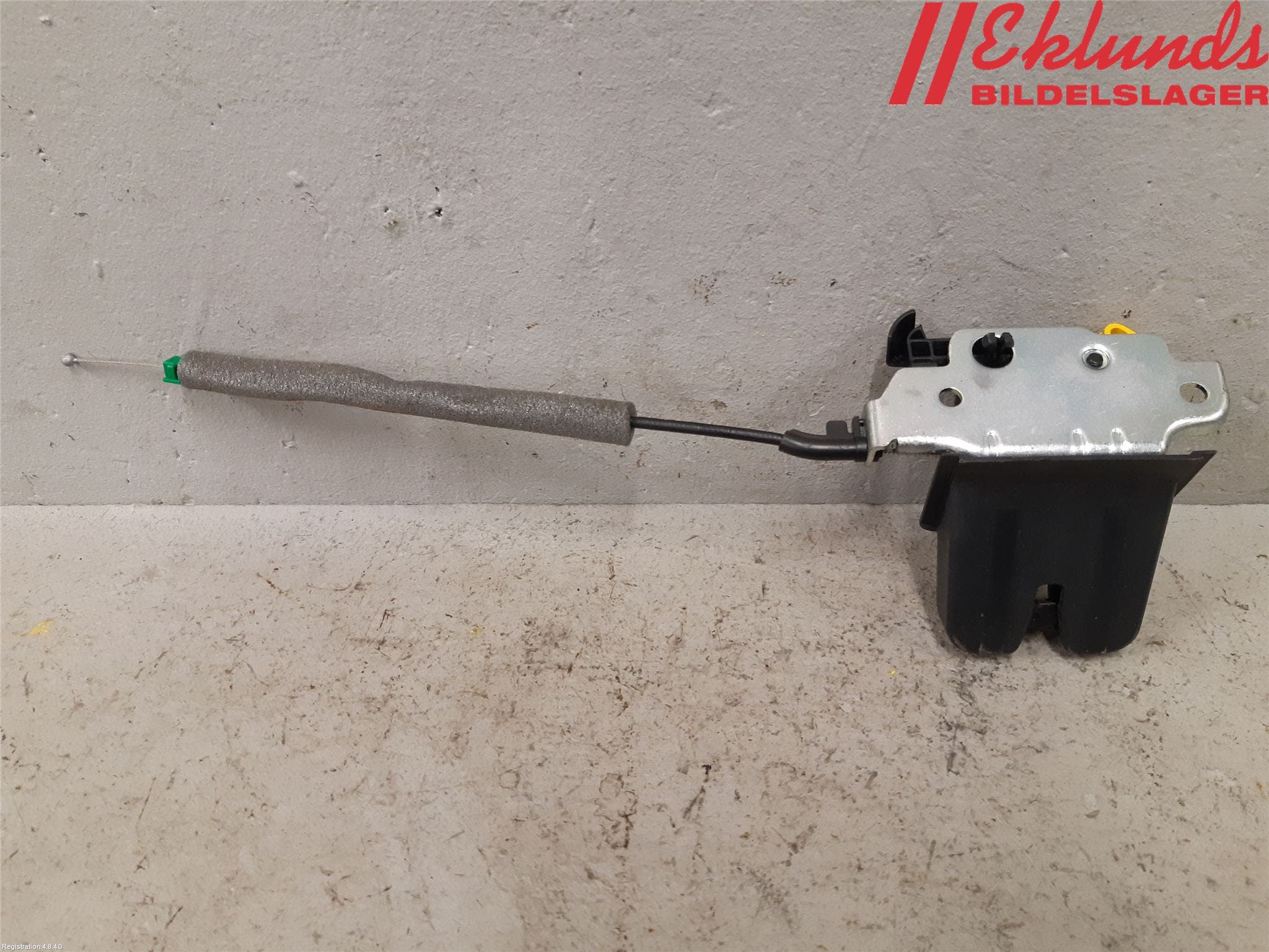 Volkswagen VW TIGUAN 16-24 Låskista Baklucka