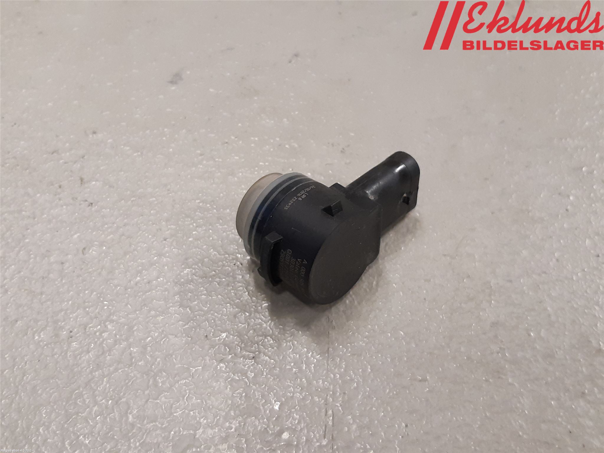 Mercedes-Benz MB E-KLASS (W212) 09-16 Parkeringshjälp Frontsensor
