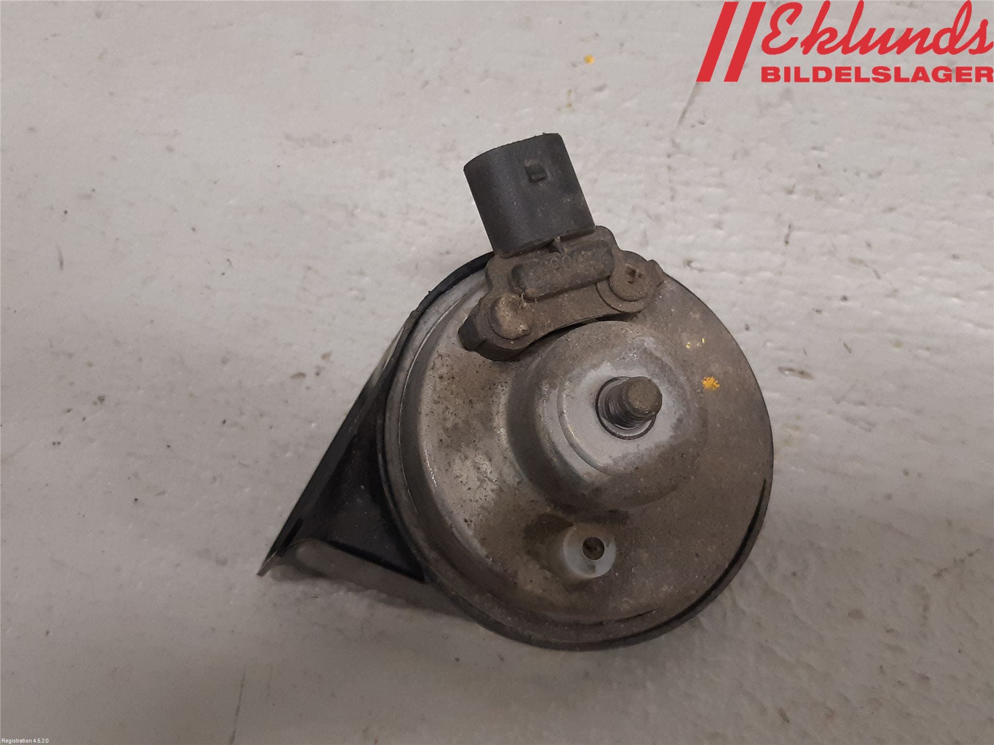 BMW 5 F10/F11/F18 09-17 Signalhorn