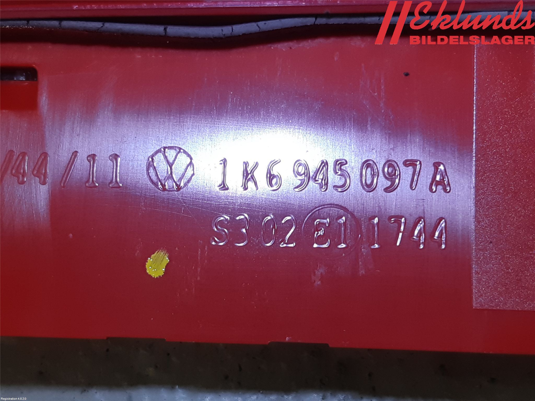 Volkswagen VW PASSAT 11-14 Bromsljus Bakruta