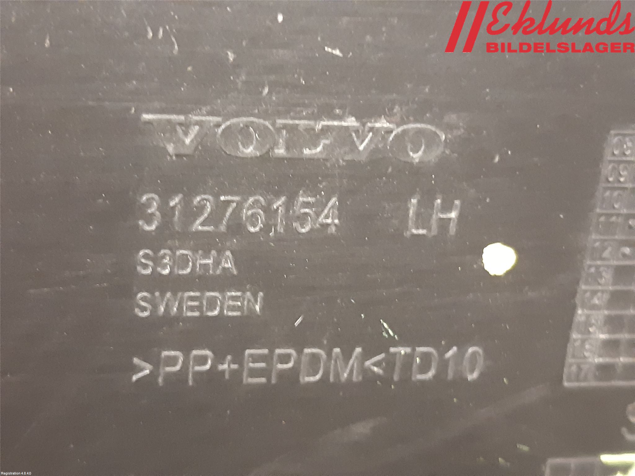 Volvo XC70 08-13 Dörr Dekorlist Bak Vä