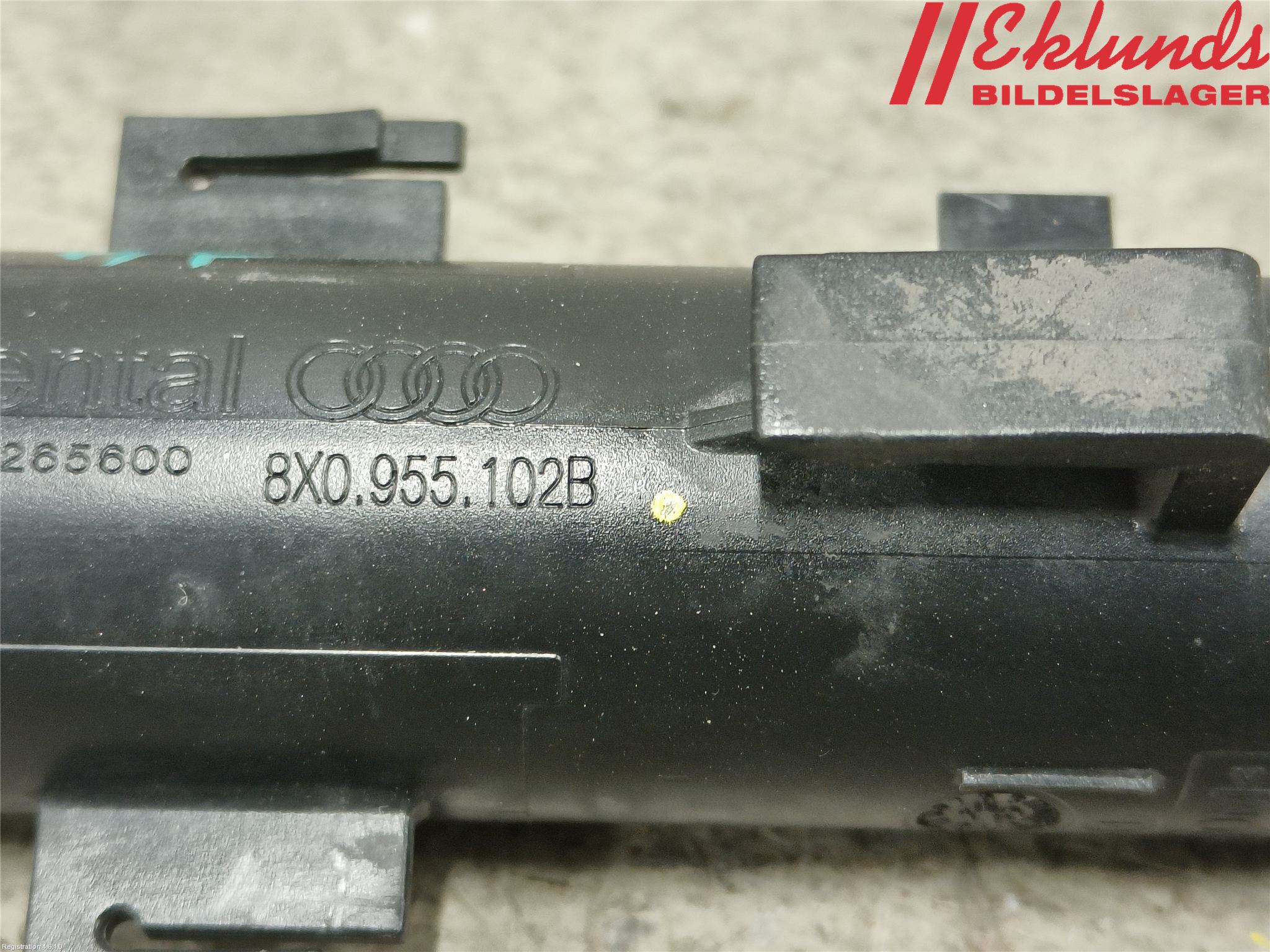 Audi A1/S1 11-18 Spolarmunstycke Strålkastare