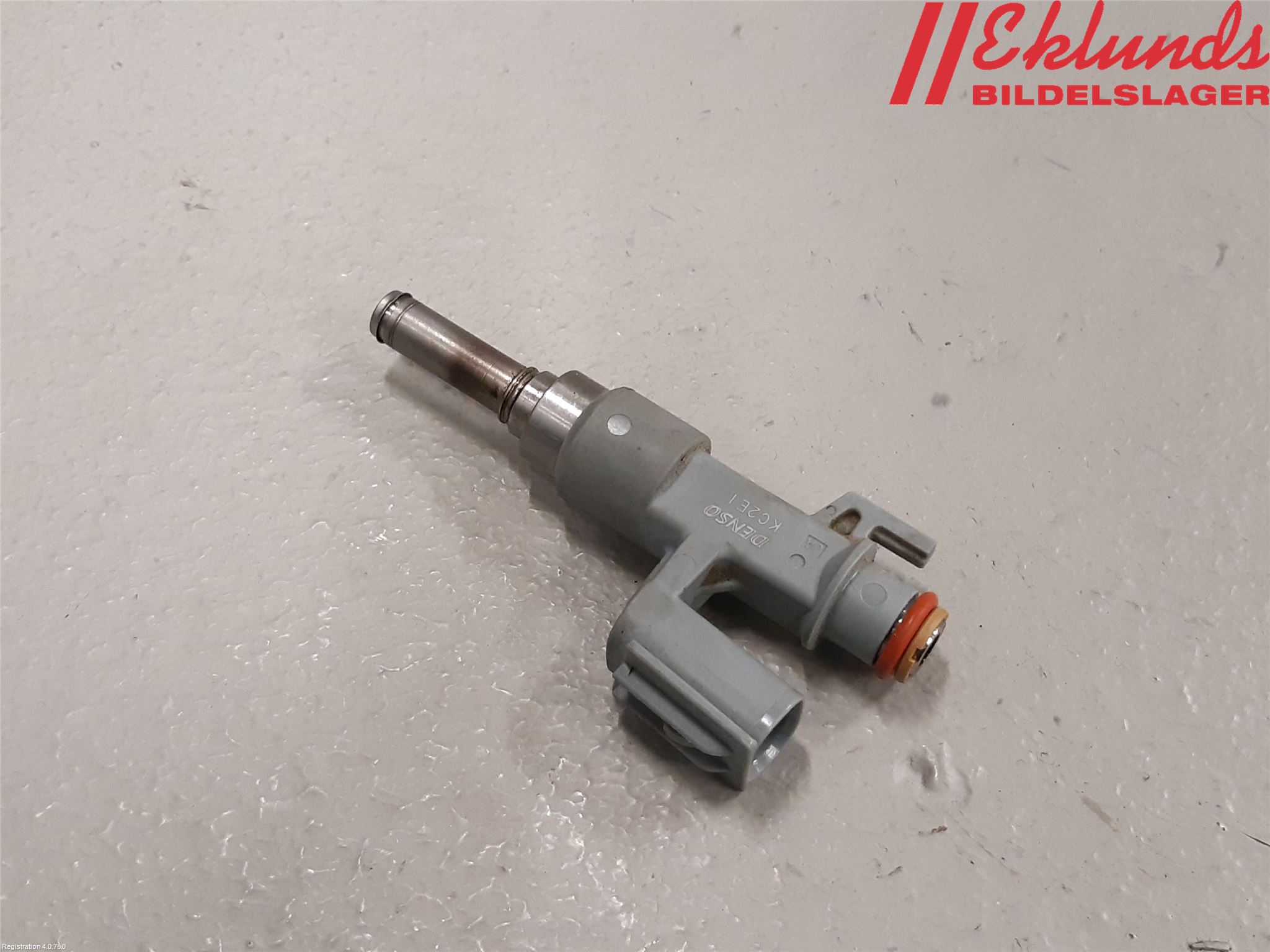 Toyota RAV4 19- Injspridare