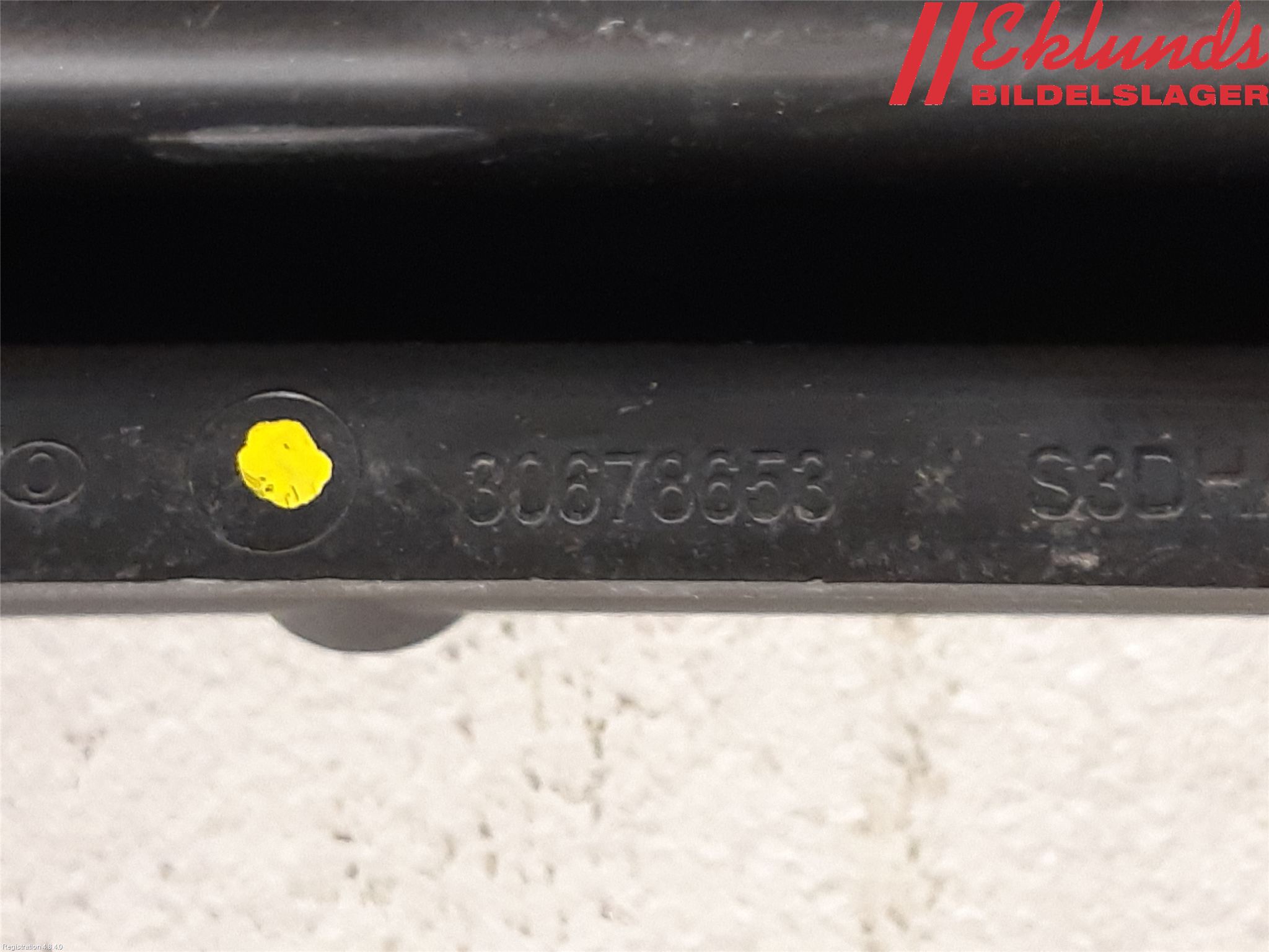 Volvo V70 14-16 List Bak-Baklucka