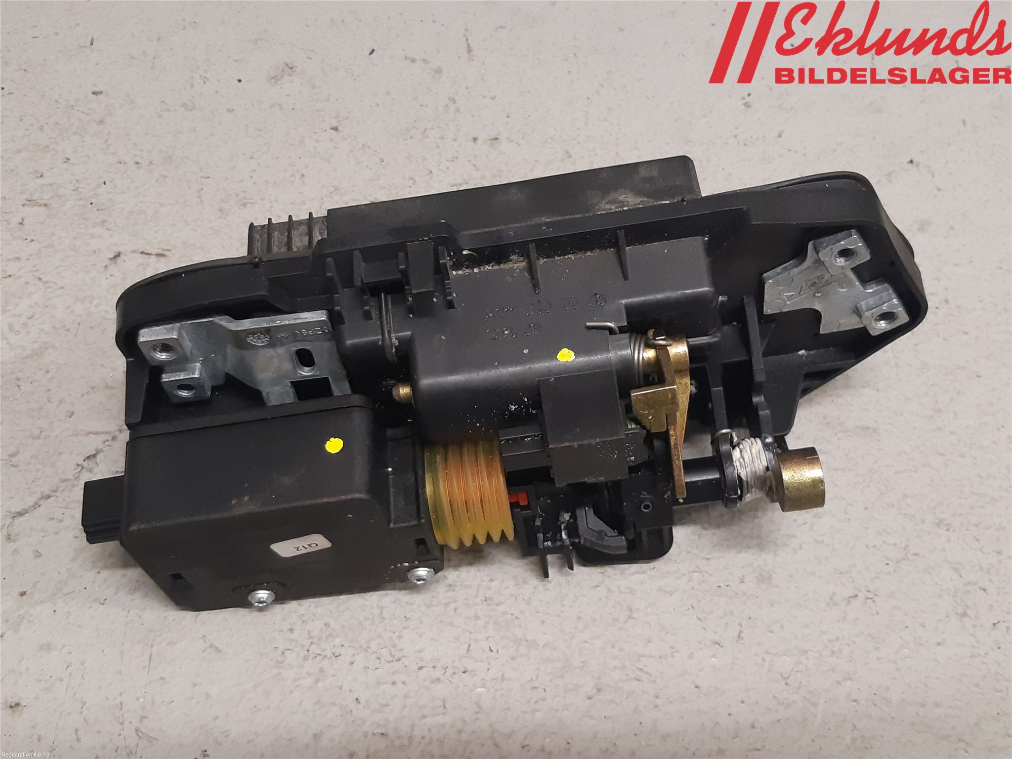 Mercedes-Benz MB E-KLASS (W211) 02-09 Bakluckehandtag