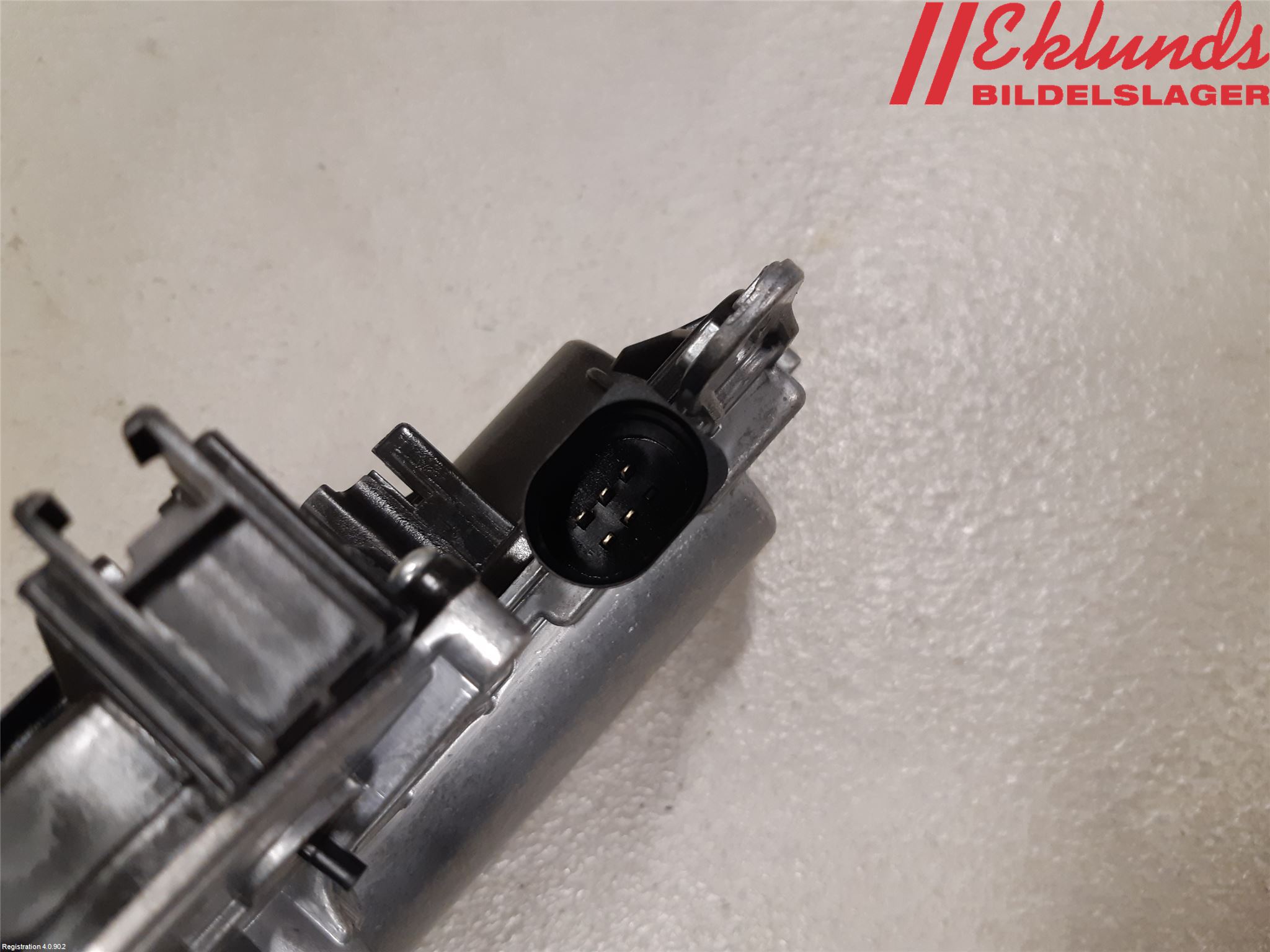 Volkswagen VW PASSAT 15-19 Centrallåsmot Baklucka