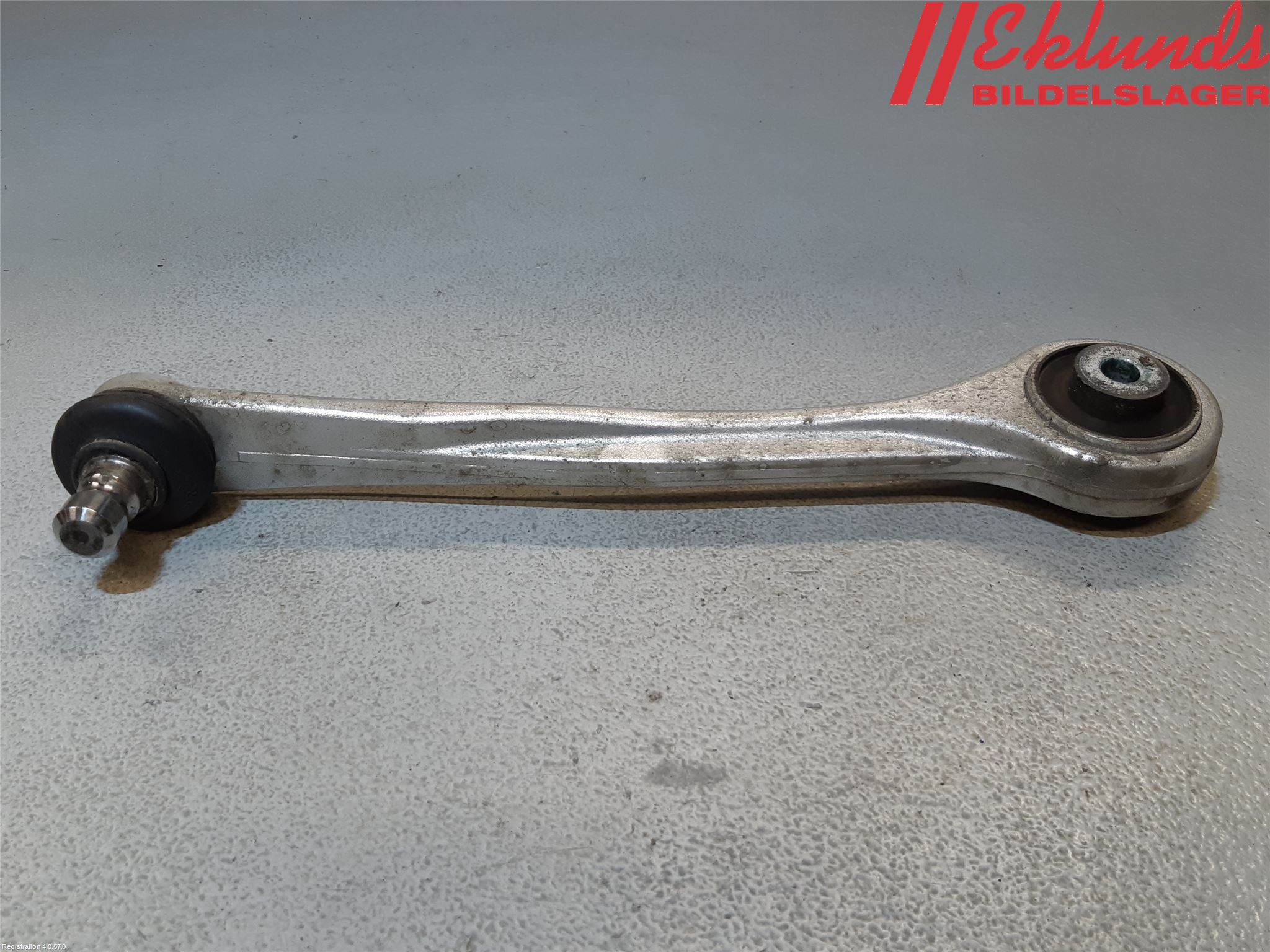 Audi A5 07-16 Bärarm Fram Övre Vä