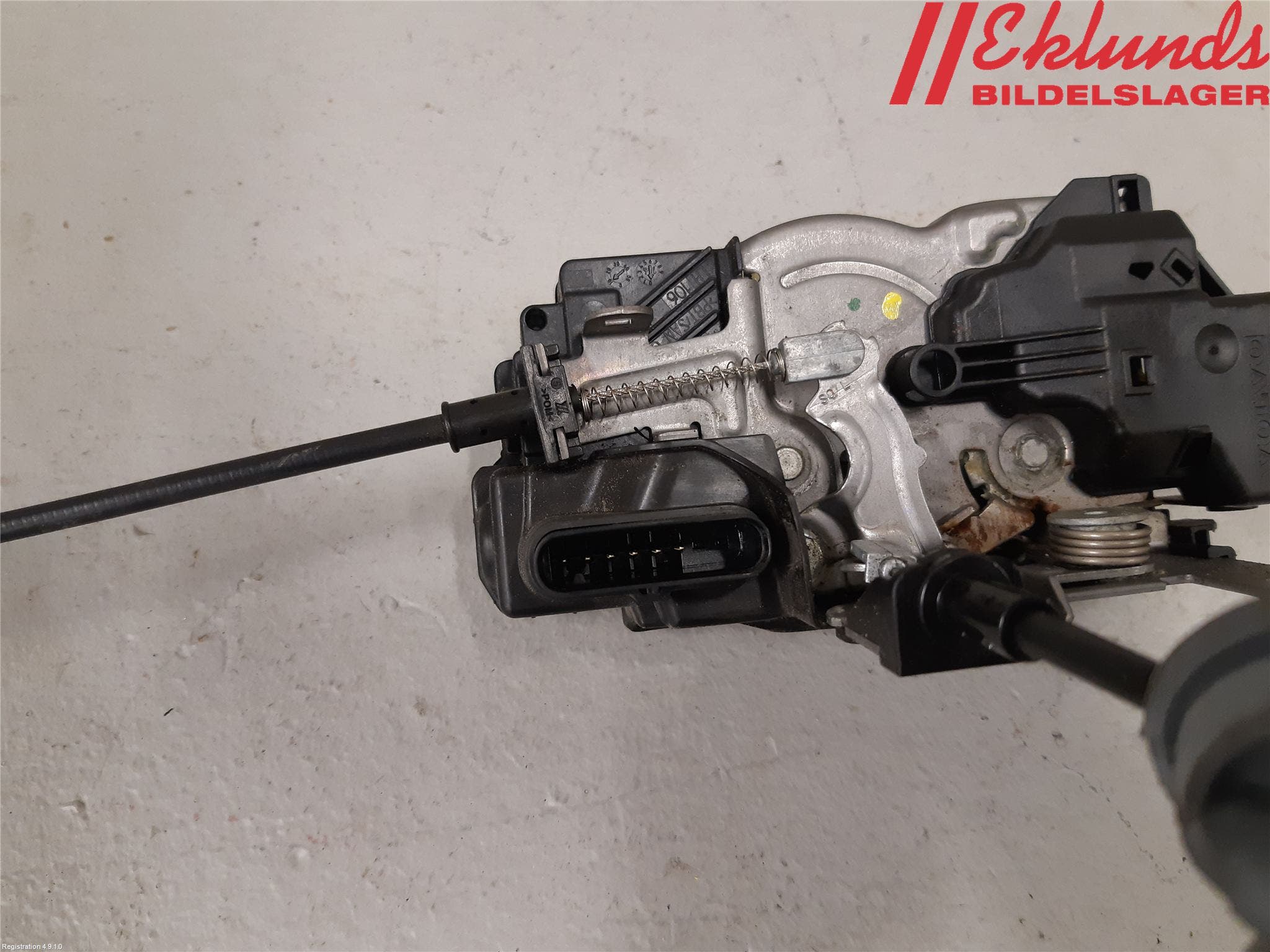 Volvo V40 12-19 Låskista-Dörrlås