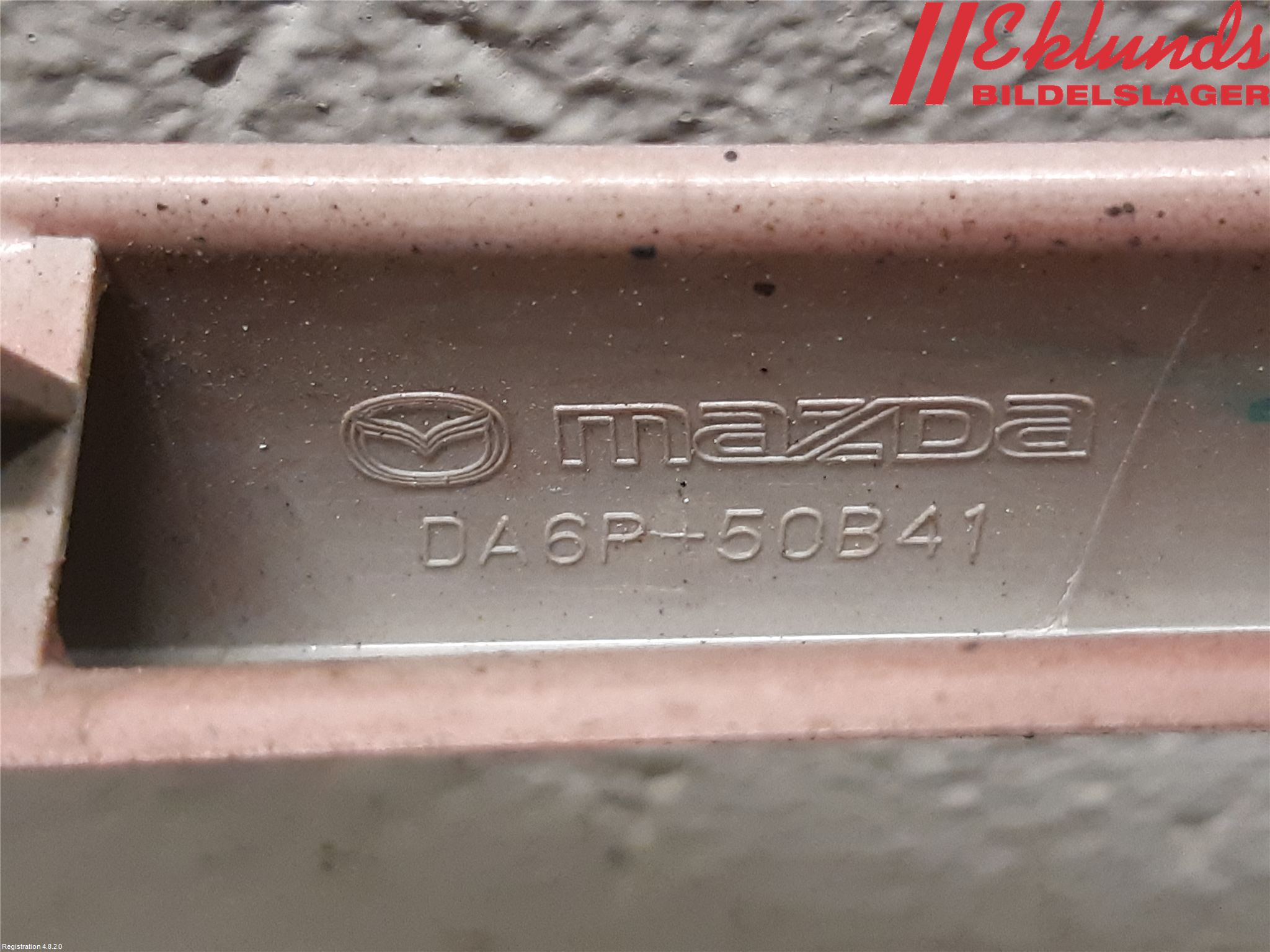 Mazda 2 (DJ) 15-22 Stöt Utfyllnad-List-Grill