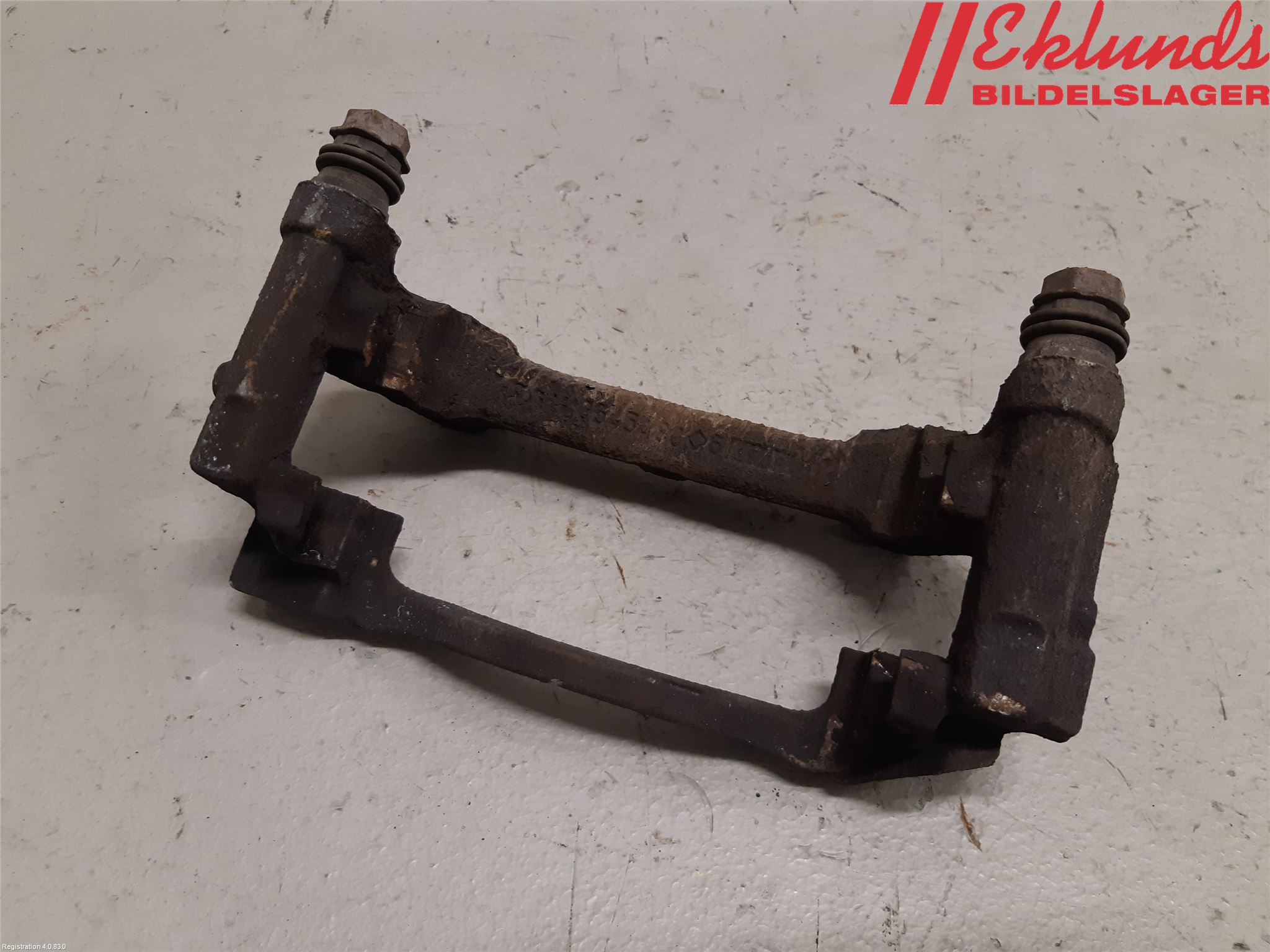 Fiat TALENTO 16- Bromsokshållare