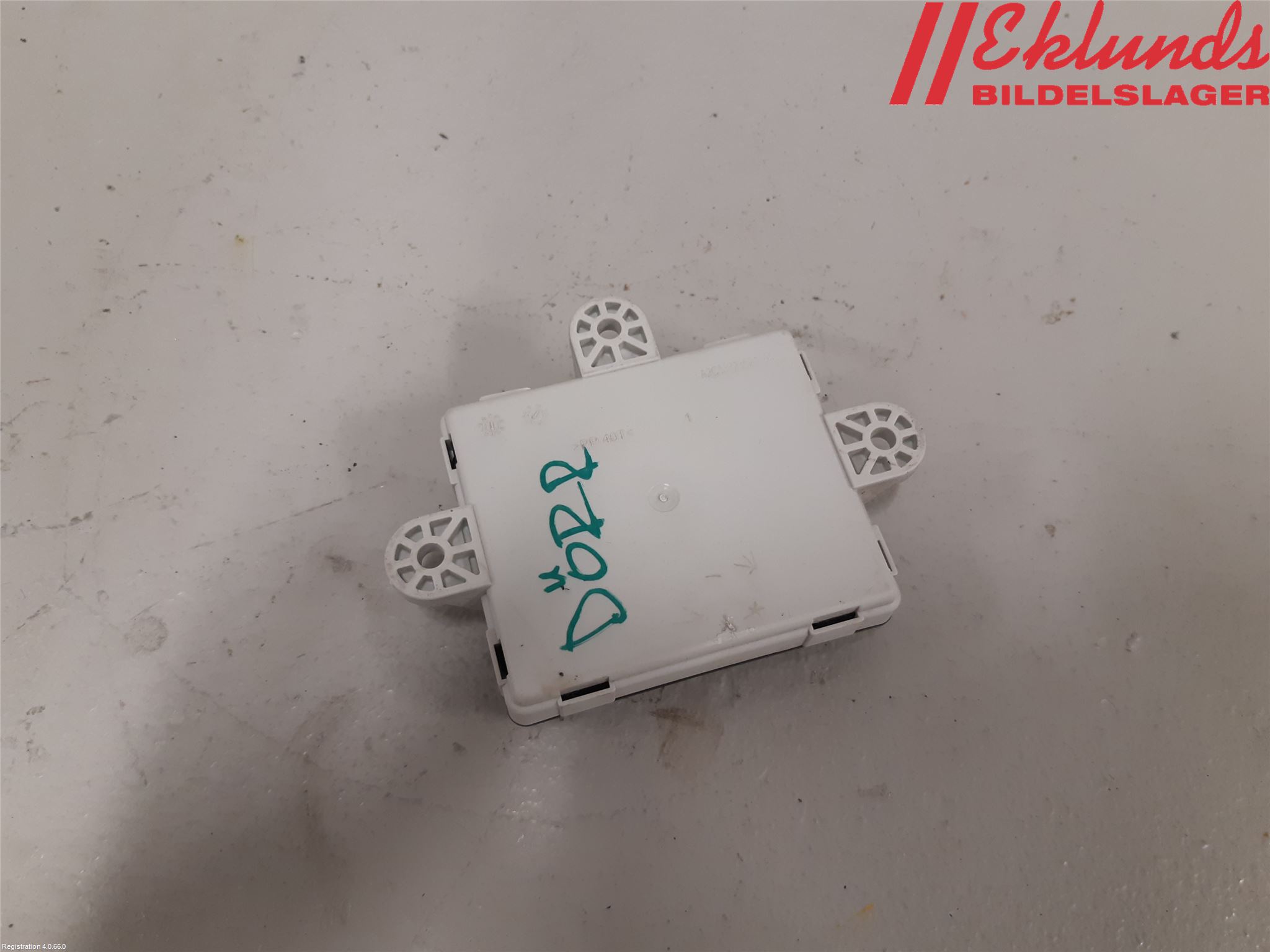 Volvo V40 12-19 Styrenhet Dörr