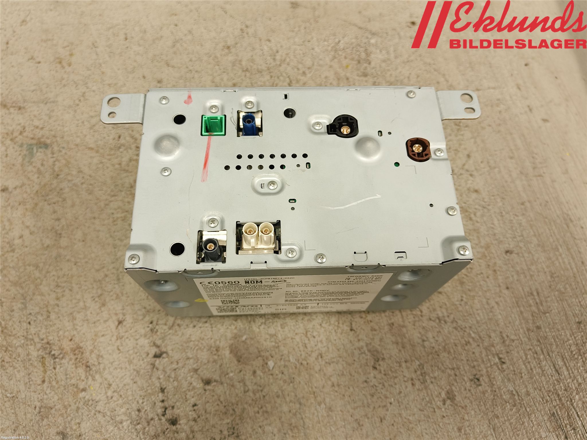 Volvo XC90/RECHARGE 16- Cd Radio - Multimediapanel