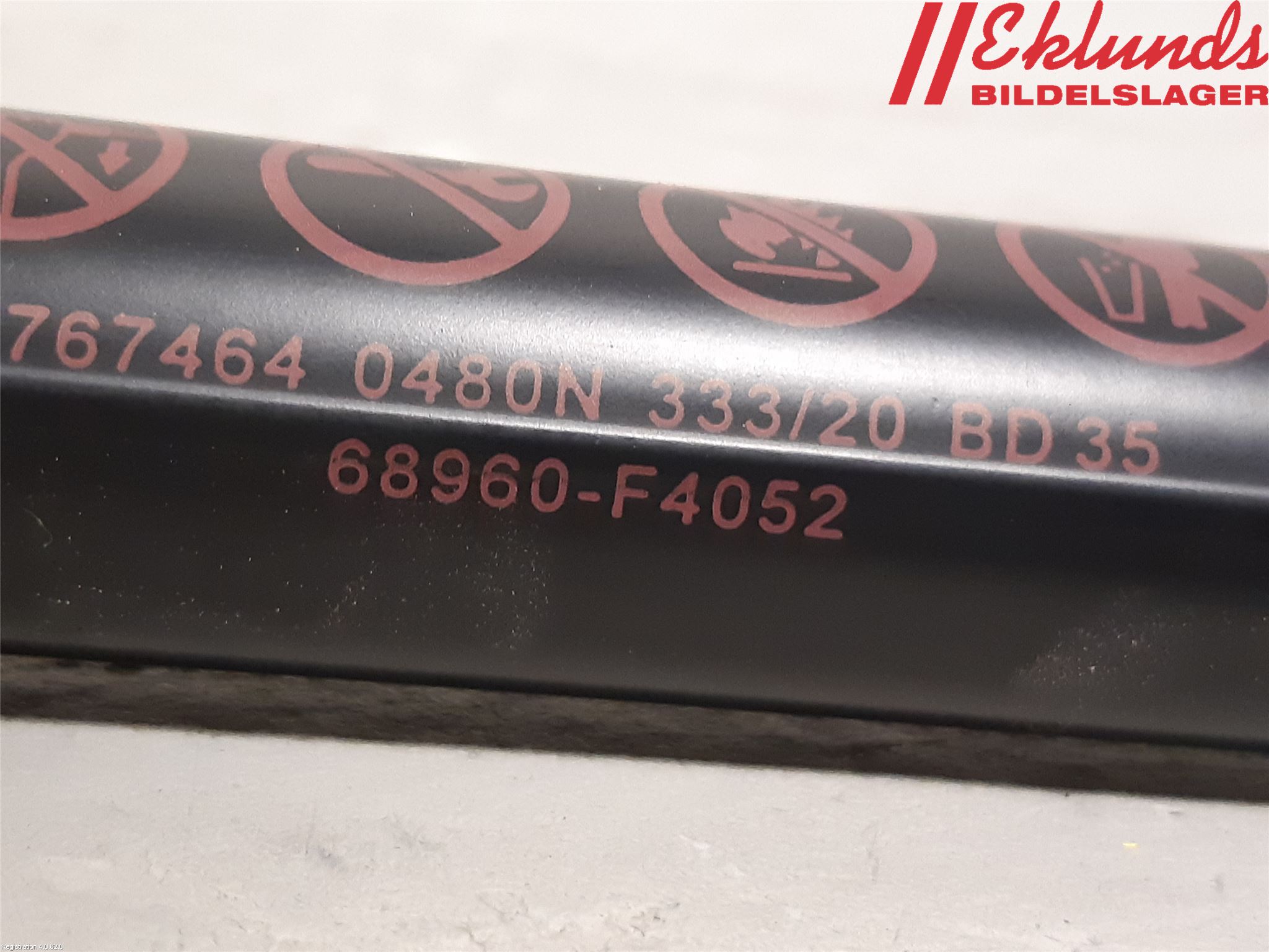 Toyota C-HR 16-23 Gasfjäder Baklucka