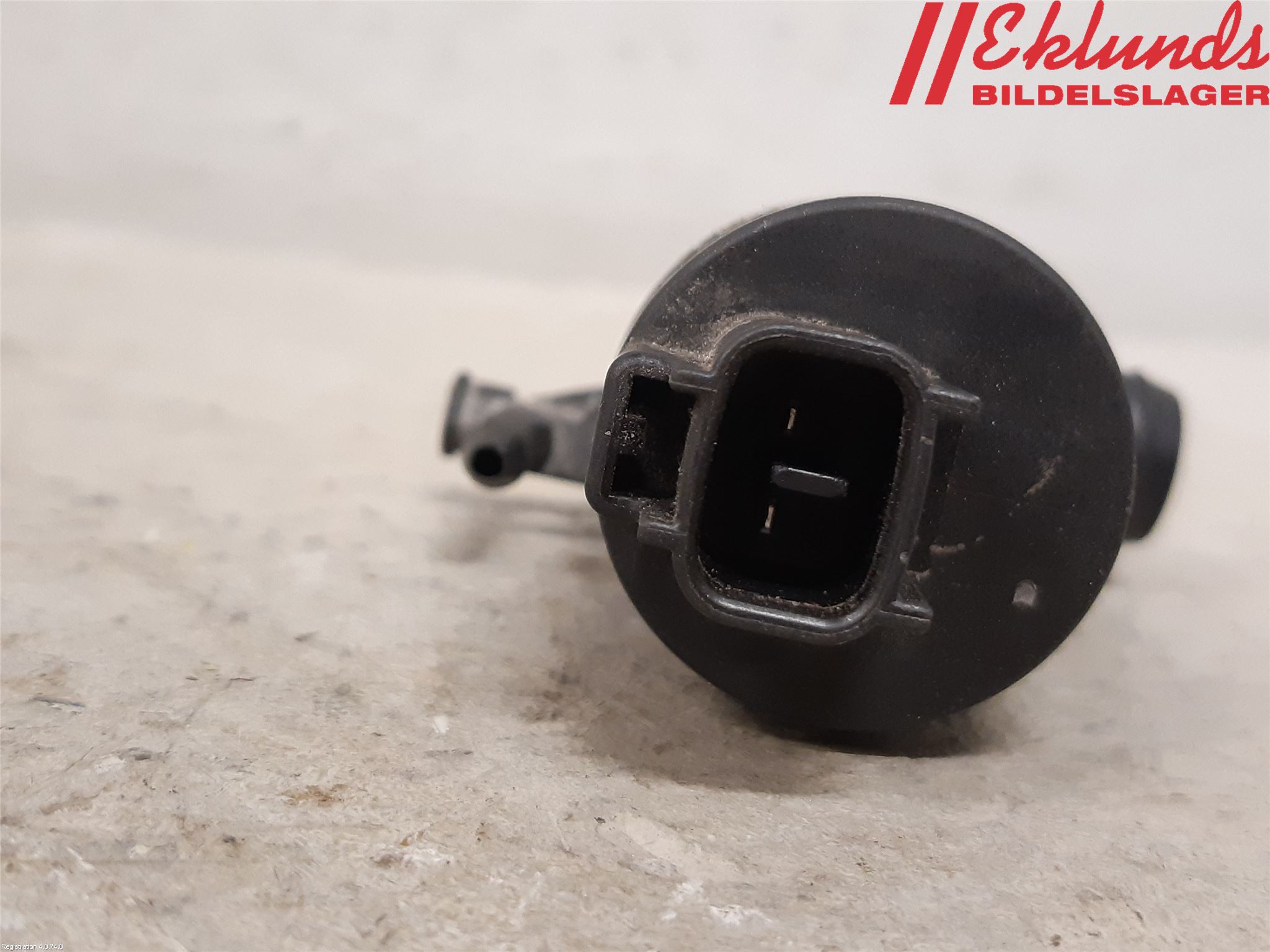 Toyota YARIS XP130 12-14 Spolarpump Vindruta