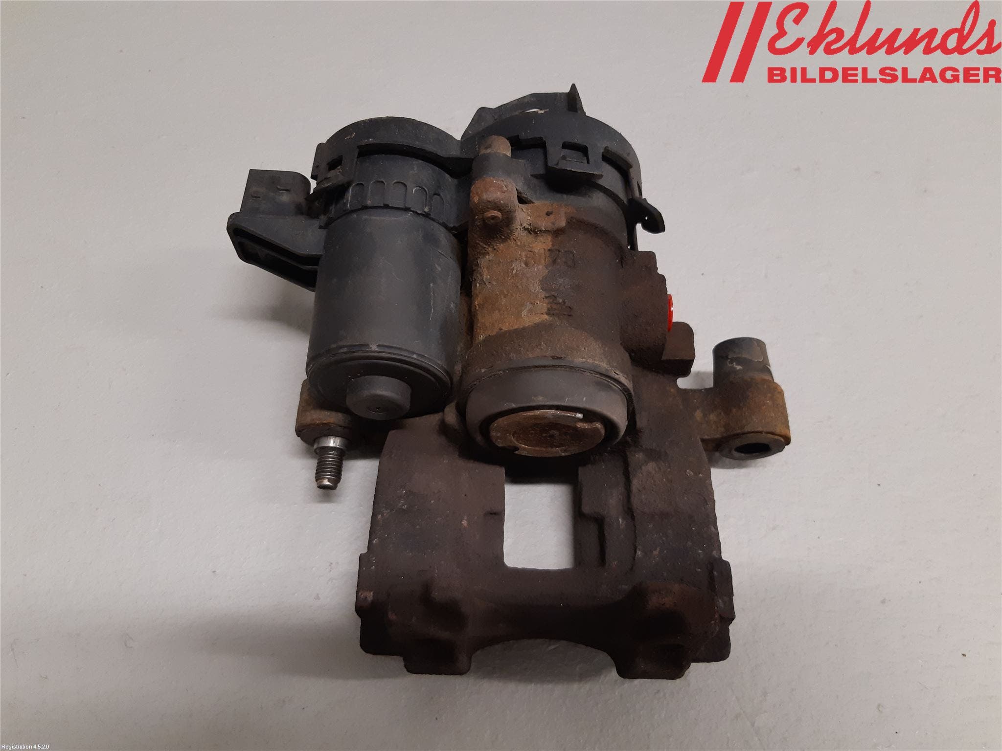 Volvo V90 17->> Bromsok Bak Vänster