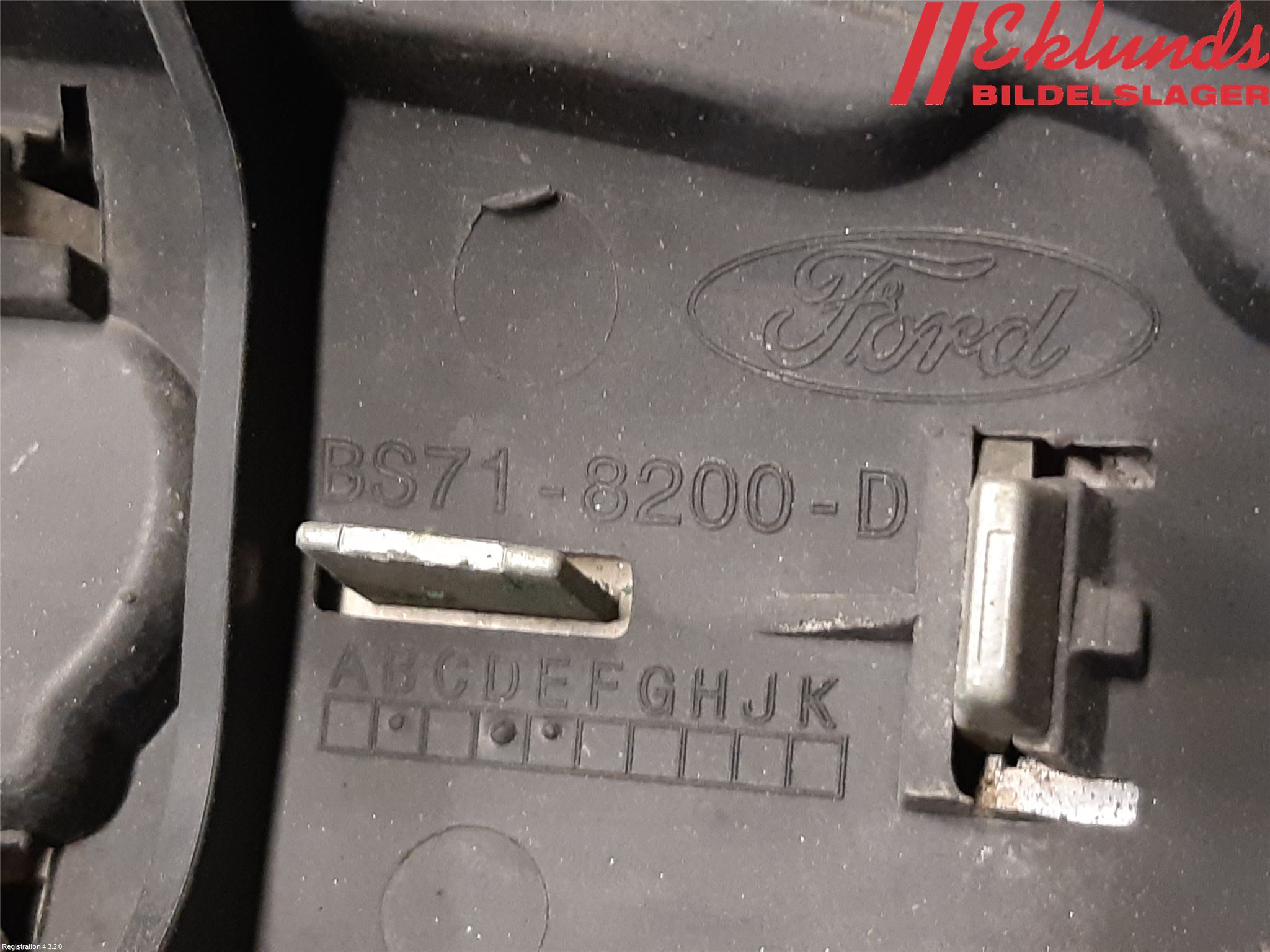 Ford MONDEO 07-15 Grill Komp