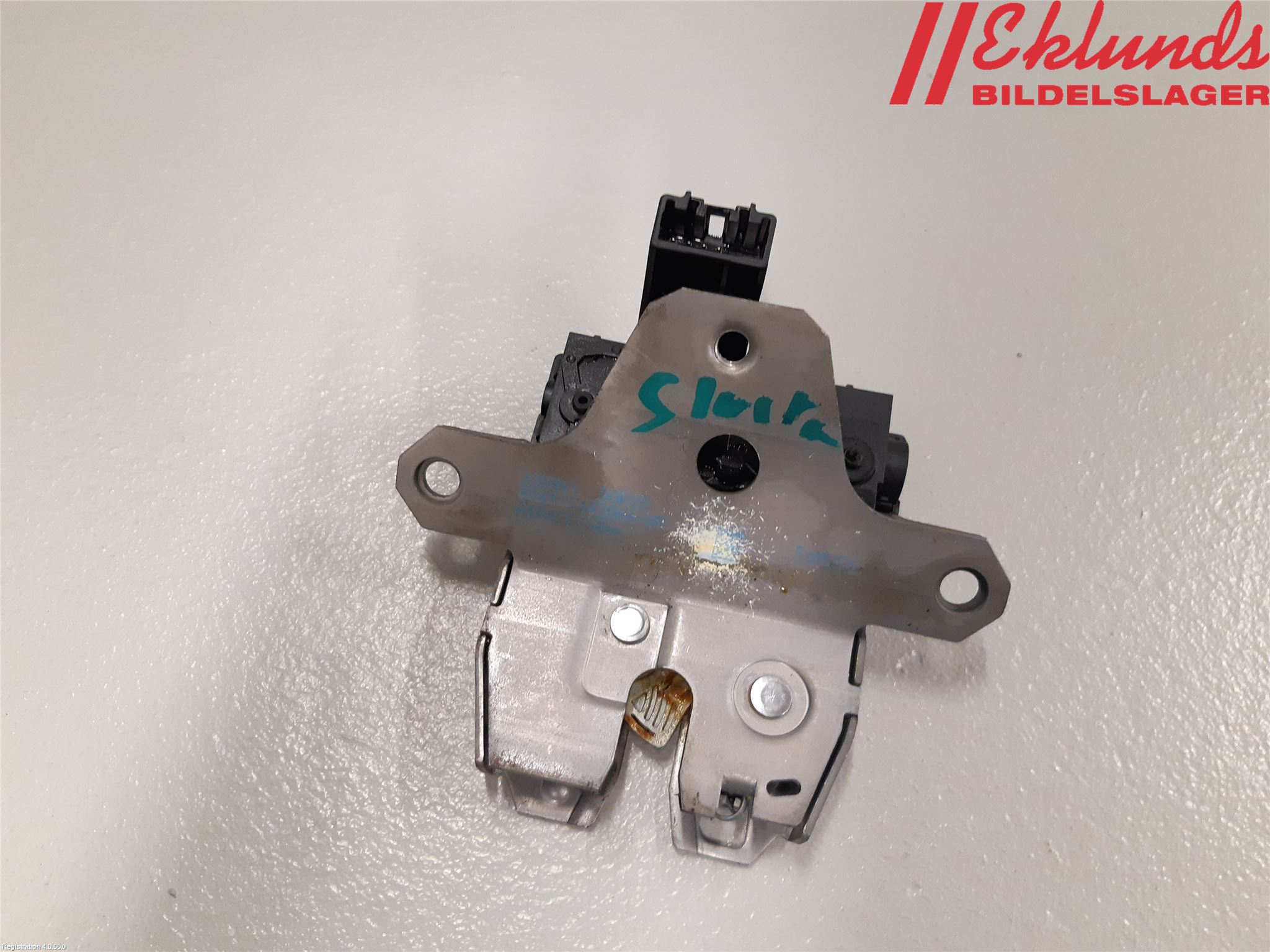 Ford KUGA 08-12 Låskista Baklucka