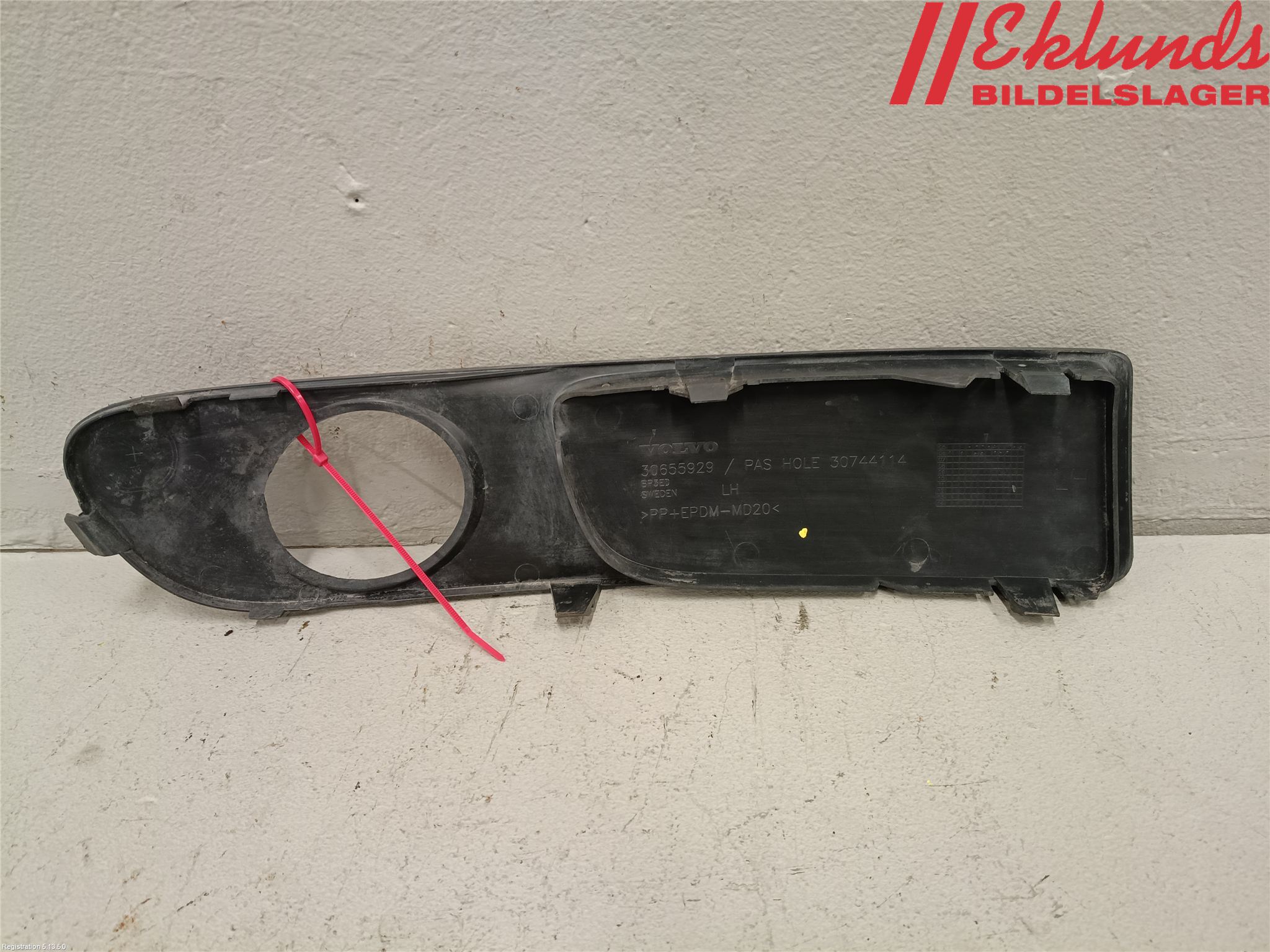 Volvo S80 07-13 Dimljussarg Fram
