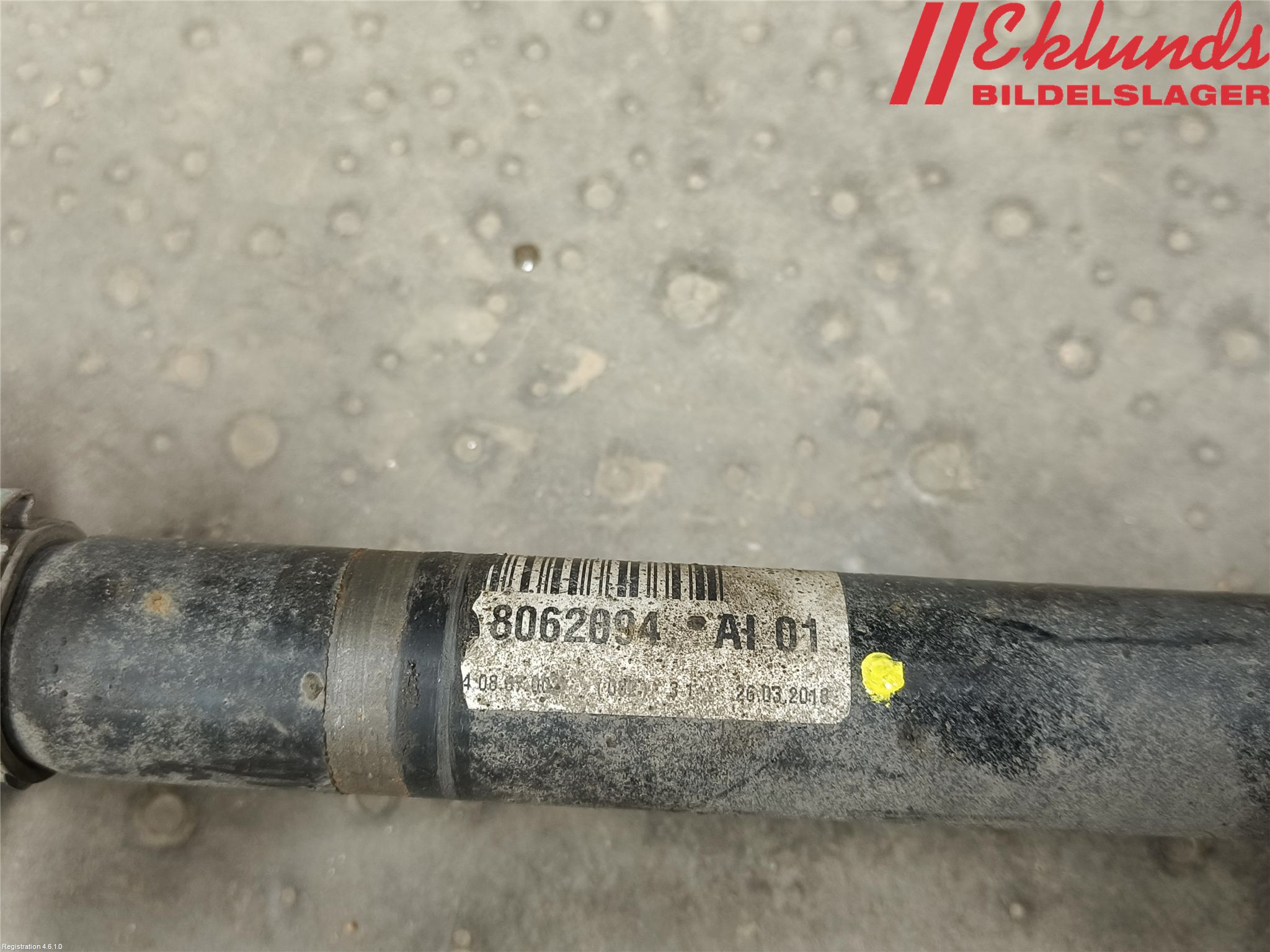 BMW 5 G30/G31/F90 17-23 Drivaxel Fram Höger