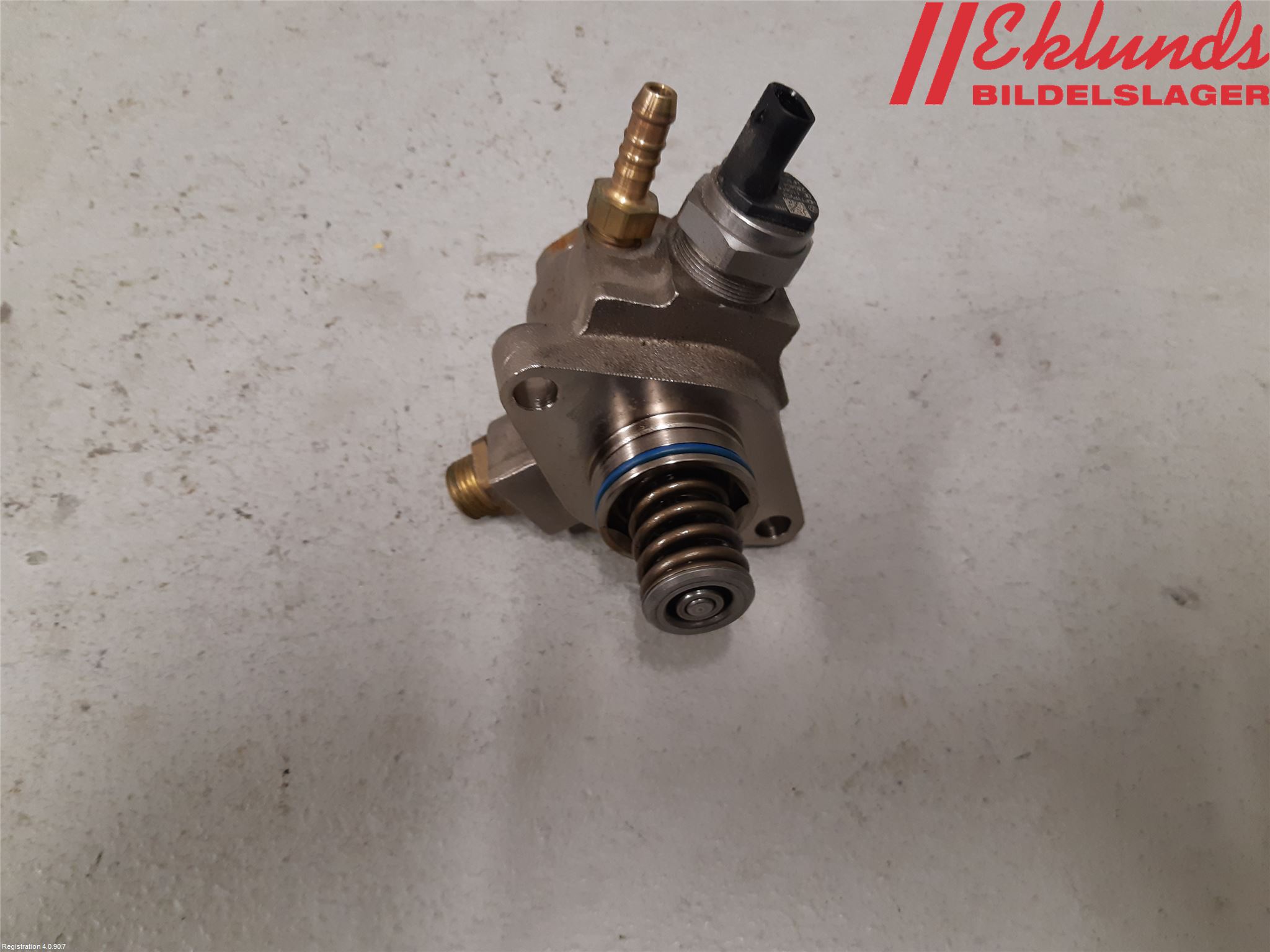 Volkswagen VW POLO VI 18->> Bränslepump El