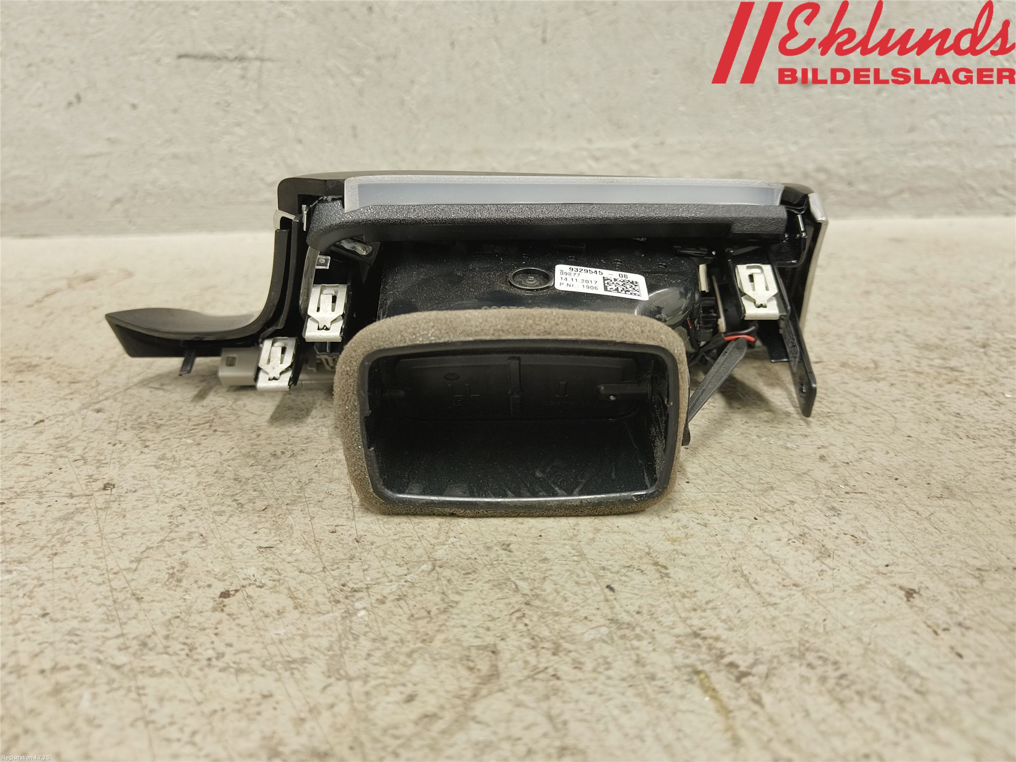 BMW 5 G30/G31/F90 17-23 Defrosterkanal-Munstycke