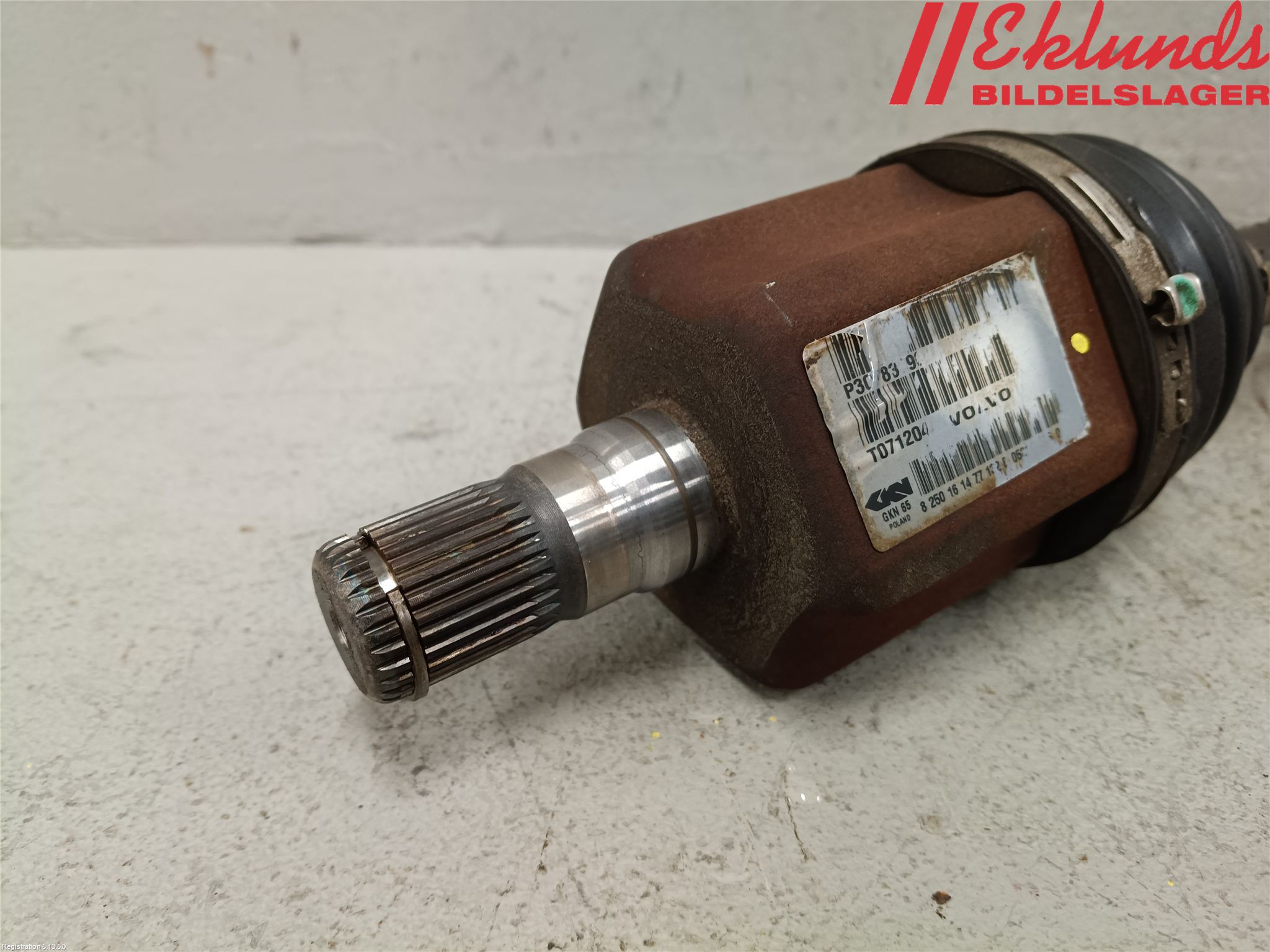 Volvo S60 05-10 Drivaxel Fram Vänster